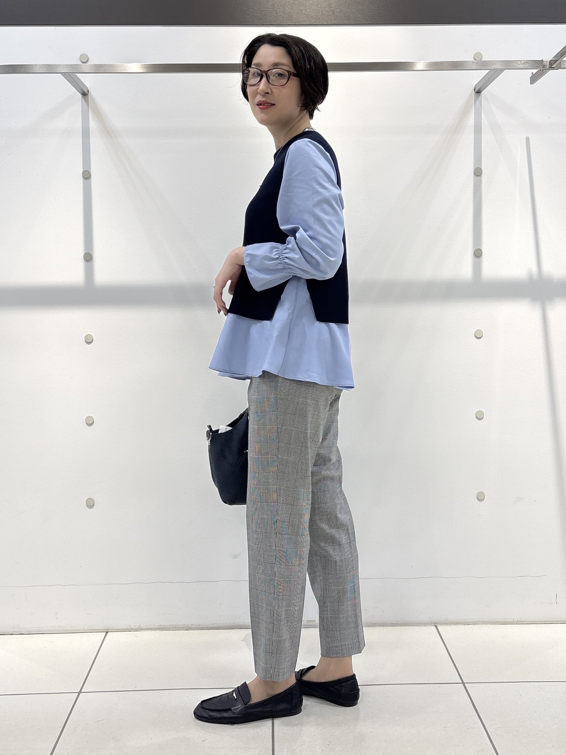 yuriさんの「INDIVI｜【洗える／1枚でコーデ完成】重ね着風ニットトップス」を使ったコーディネート