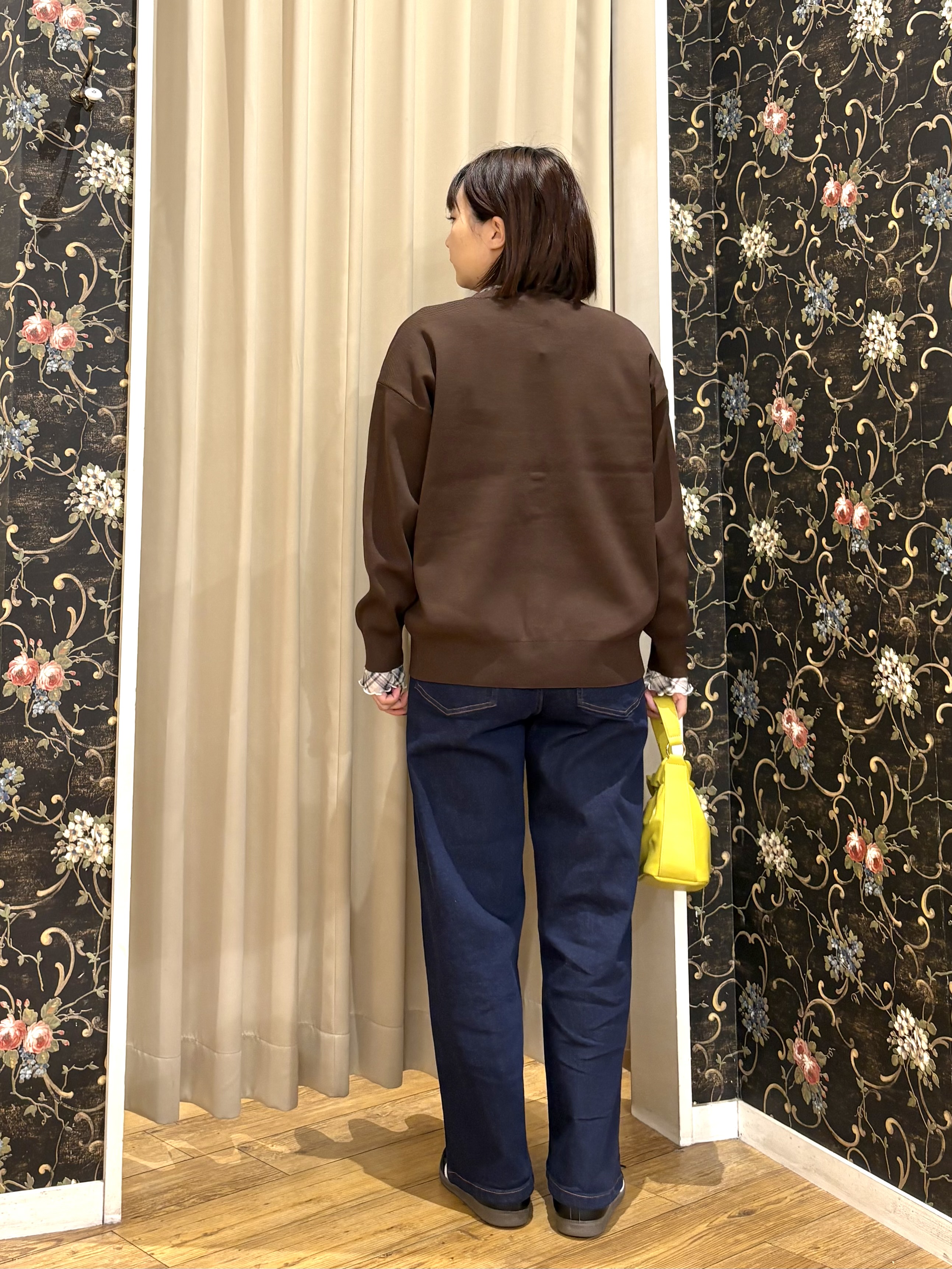 ネリさんの「SHOO･LA･RUE｜【セットアップ可/洗濯機可】軽やかに羽織れる スポンディッシュ ニットカーディガン」を使ったコーディネート