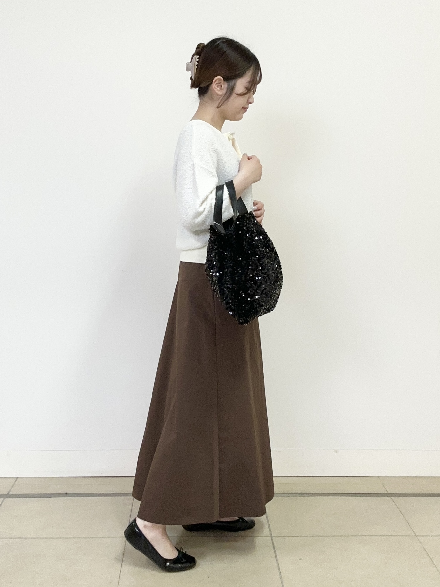 大竹杏佳さんの「UNTITLED｜【ジャケットライク/前後2WAY】コットン混カールプルオーバー」を使ったコーディネート