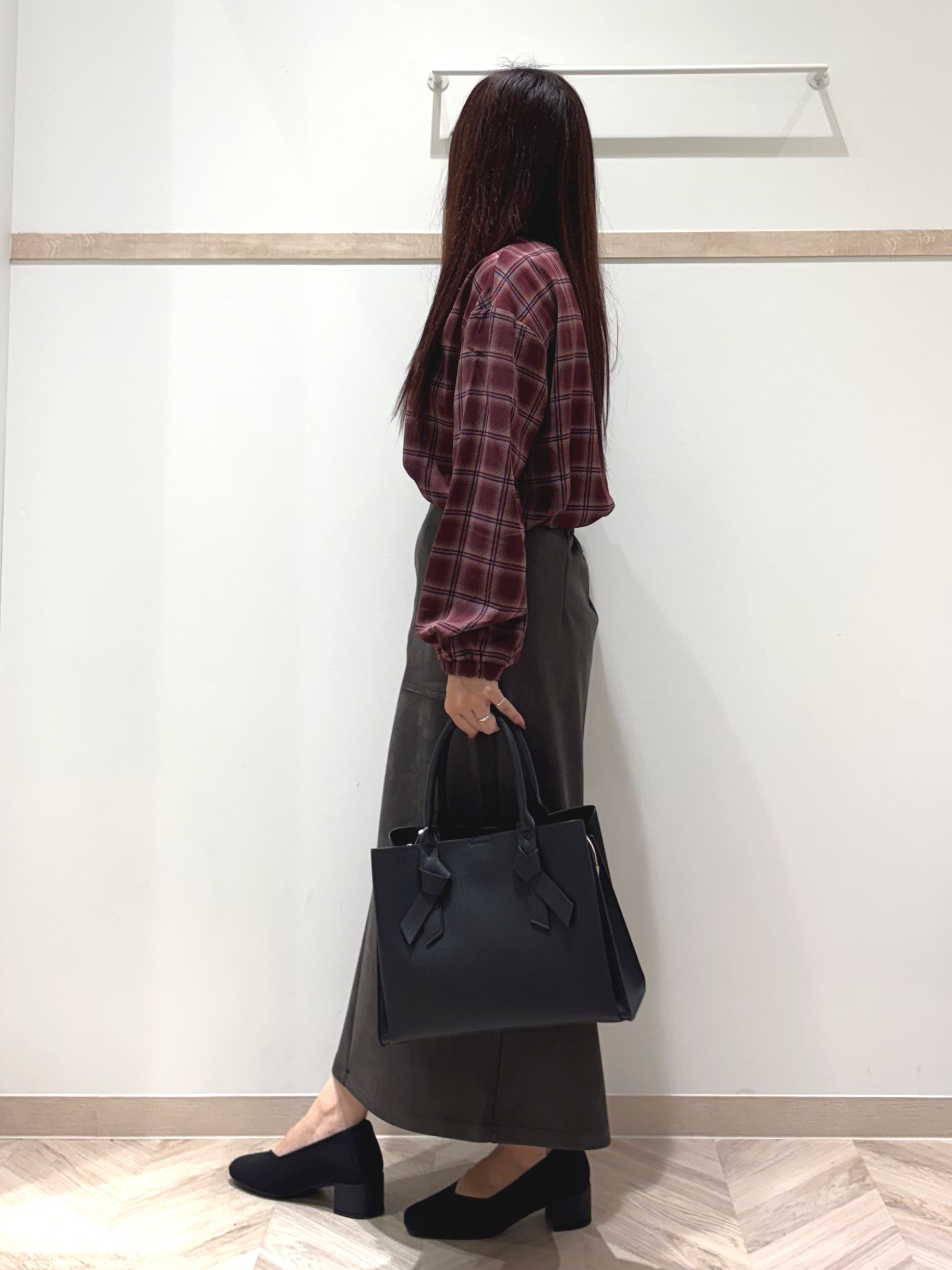nanaさんの「SHOO･LA･RUE｜【S-LL/洗濯機可】ドットとチェック柄が目を惹く 柄アソート釦ブラウス」を使ったコーディネート