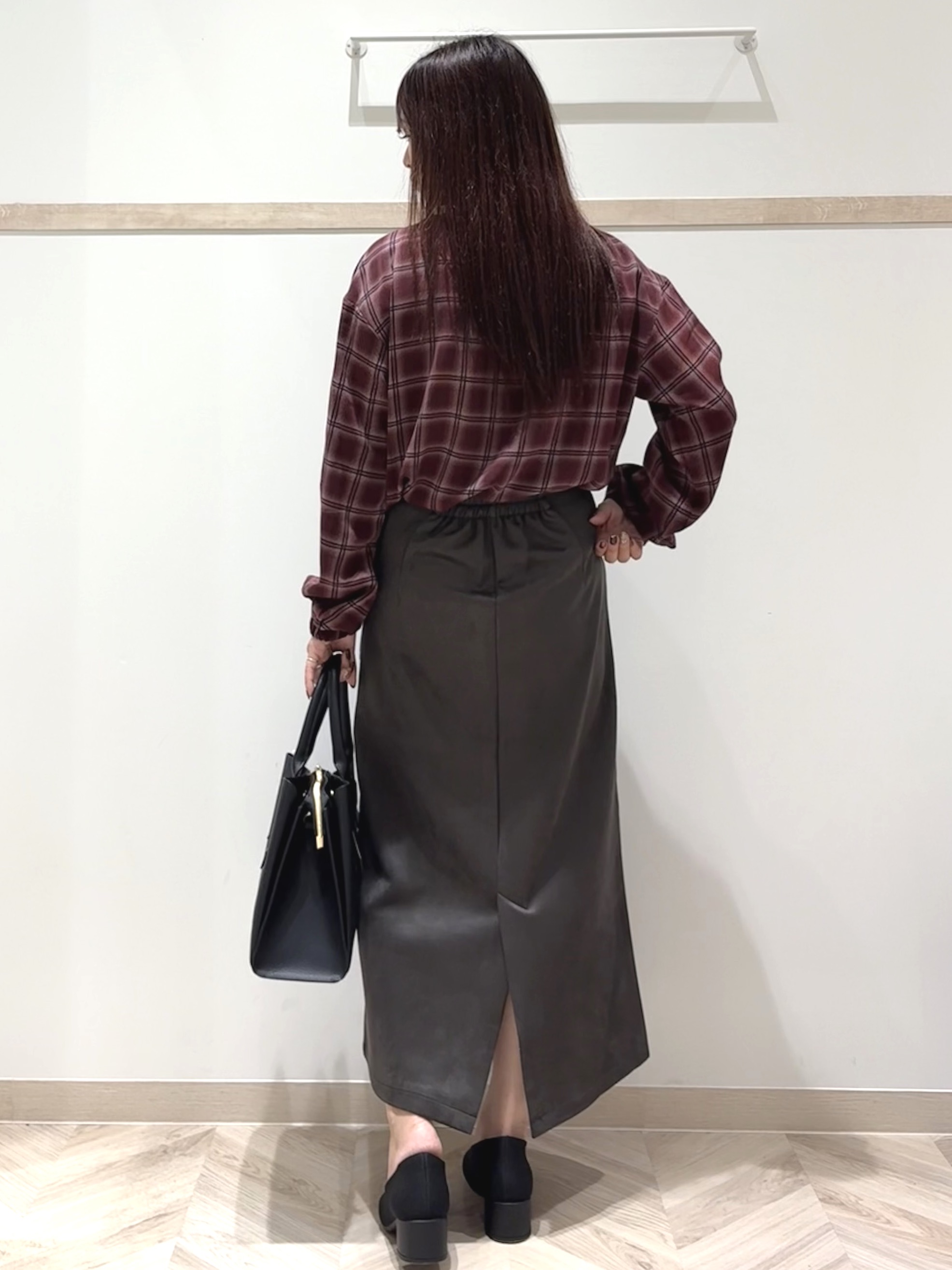 nanaさんの「SHOO･LA･RUE｜【S-LL/洗濯機可】ドットとチェック柄が目を惹く 柄アソート釦ブラウス」を使ったコーディネート