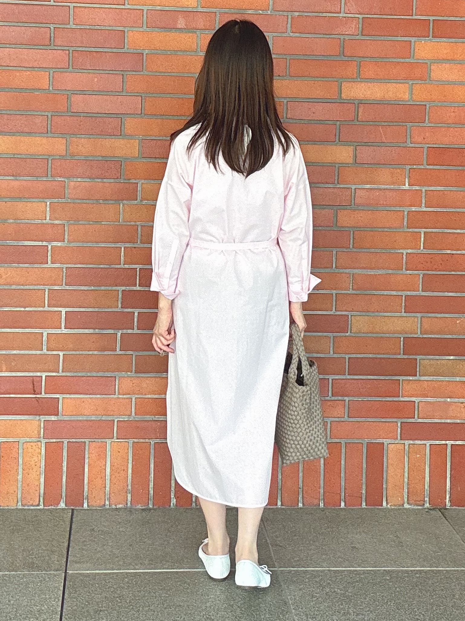 makiさんの「UNTITLED｜ロングシャツワンピース」を使ったコーディネート