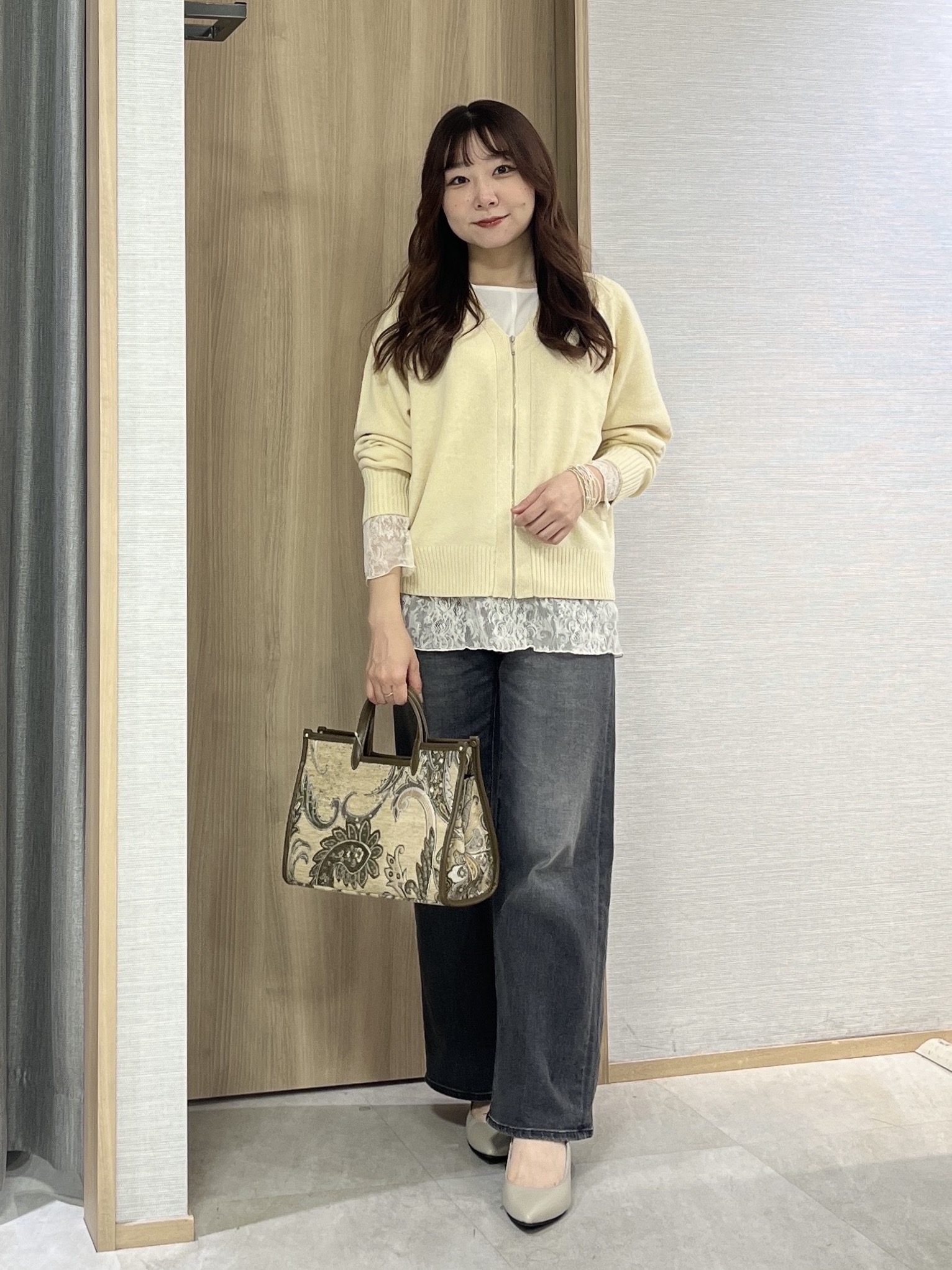 KAHOさんの「UNTITLED｜【アンサンブル可/秋羽織り】杢調ジップカーディガン」を使ったコーディネート