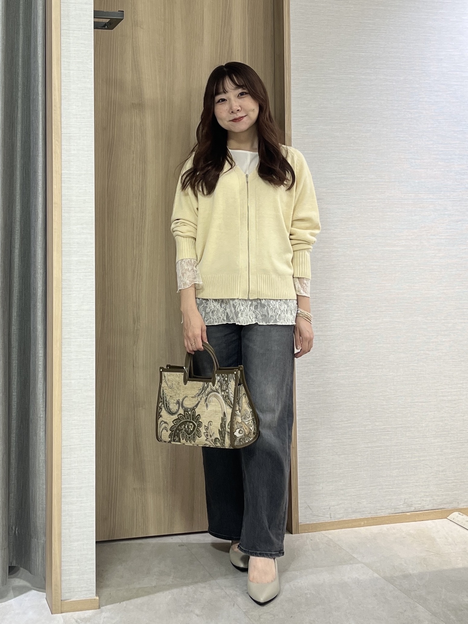 KAHOさんの「UNTITLED｜【アンサンブル可/秋羽織り】杢調ジップカーディガン」を使ったコーディネート