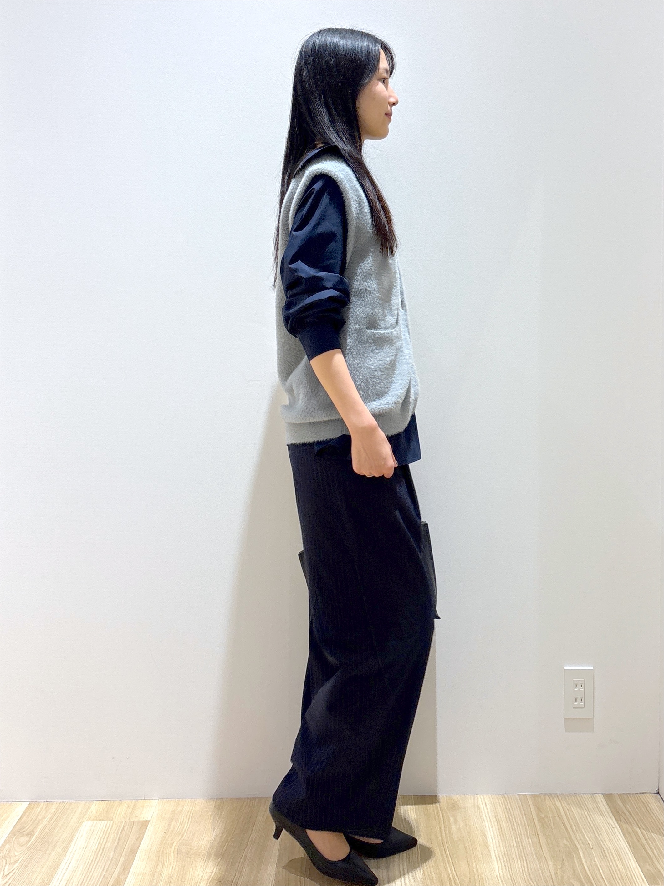 sachikoさんの「OPAQUE.CLIP｜フェザーヤーンニットベスト【洗濯機OK】」を使ったコーディネート