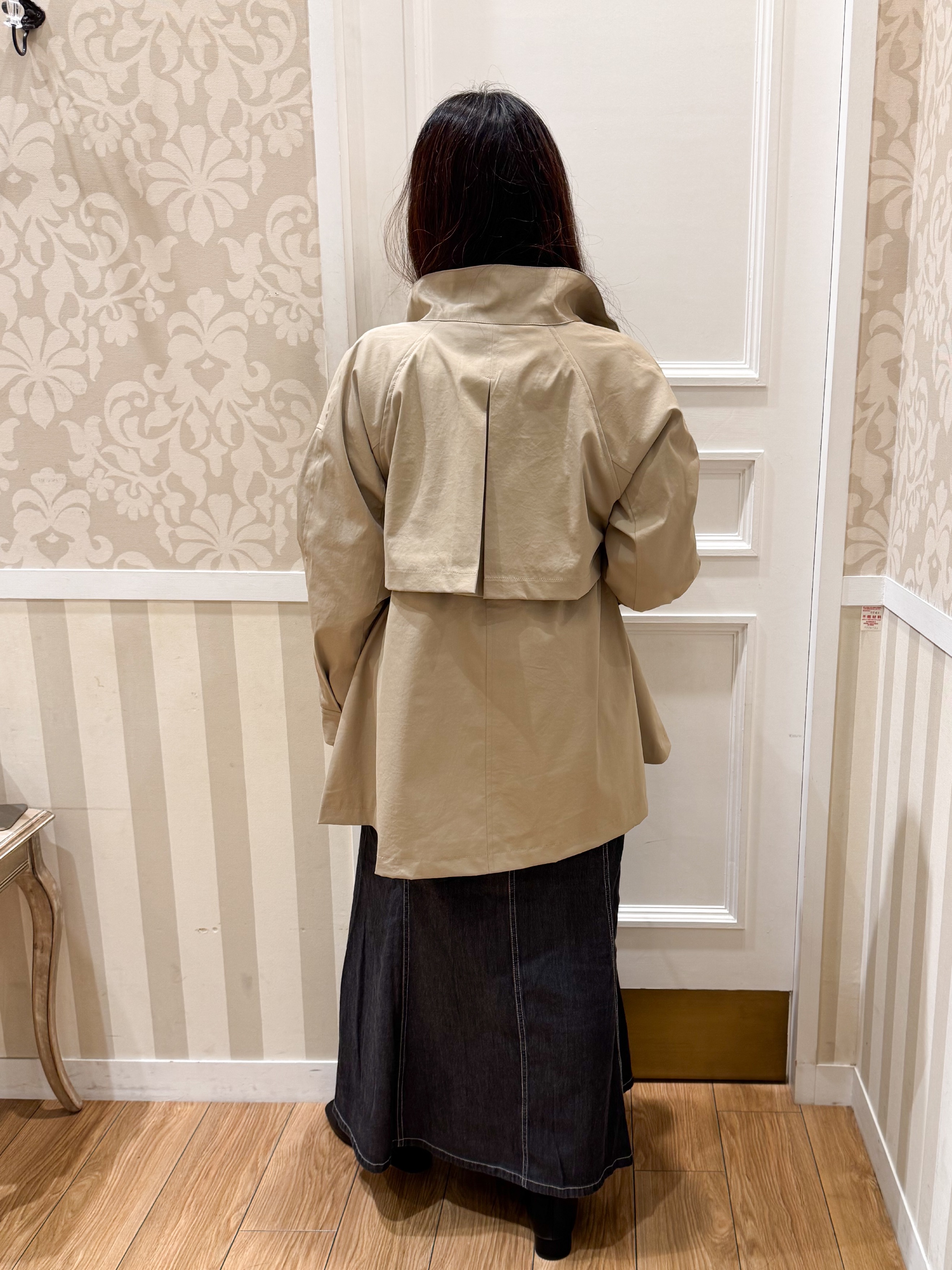 sachiさんの「grove｜【撥水／シルエット2WAY】羽織るだけでサマになる、スタンドネックテントラインコート」を使ったコーディネート