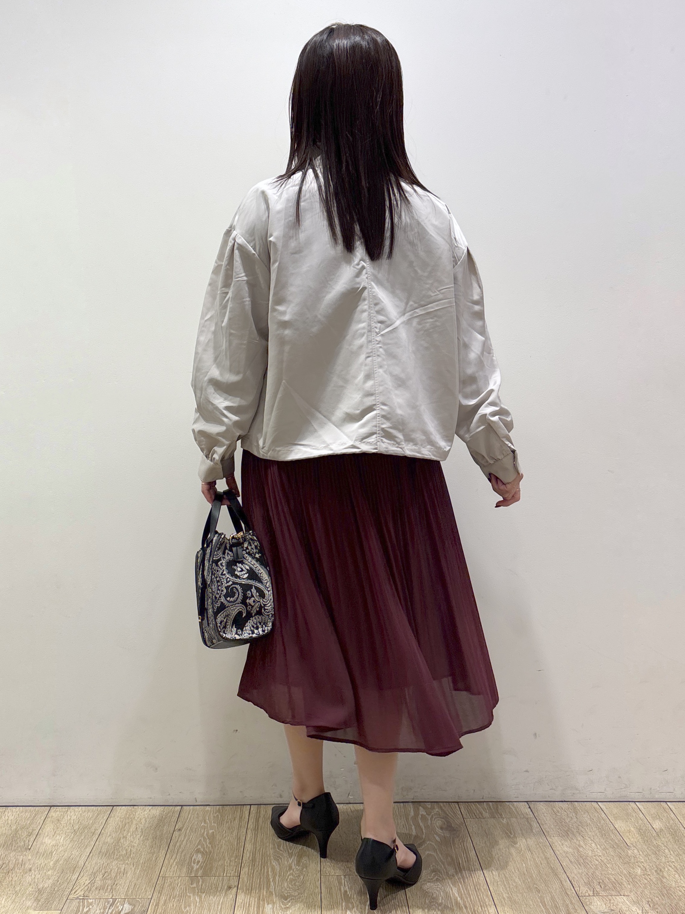 mameさんの「index｜【防シワ】スタンドパフブルゾン《洗濯機OK》」を使ったコーディネート