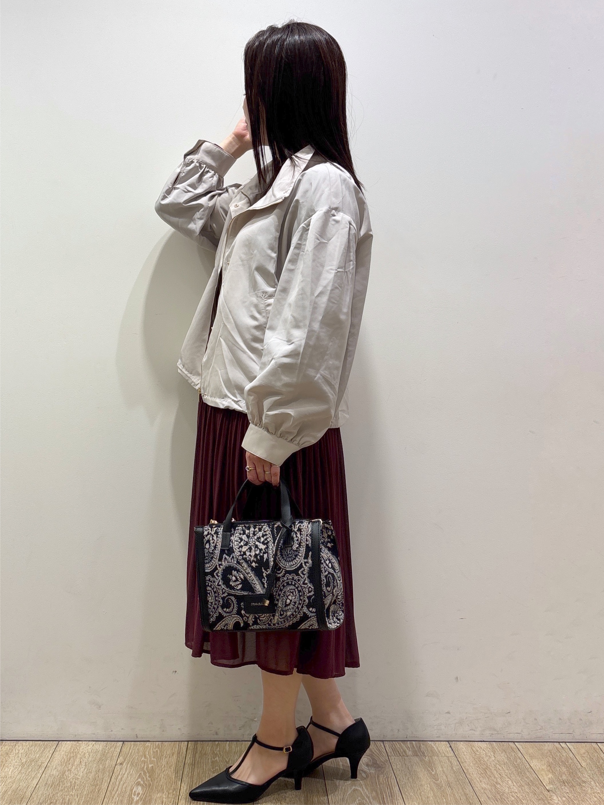 mameさんの「index｜【防シワ】スタンドパフブルゾン《洗濯機OK》」を使ったコーディネート