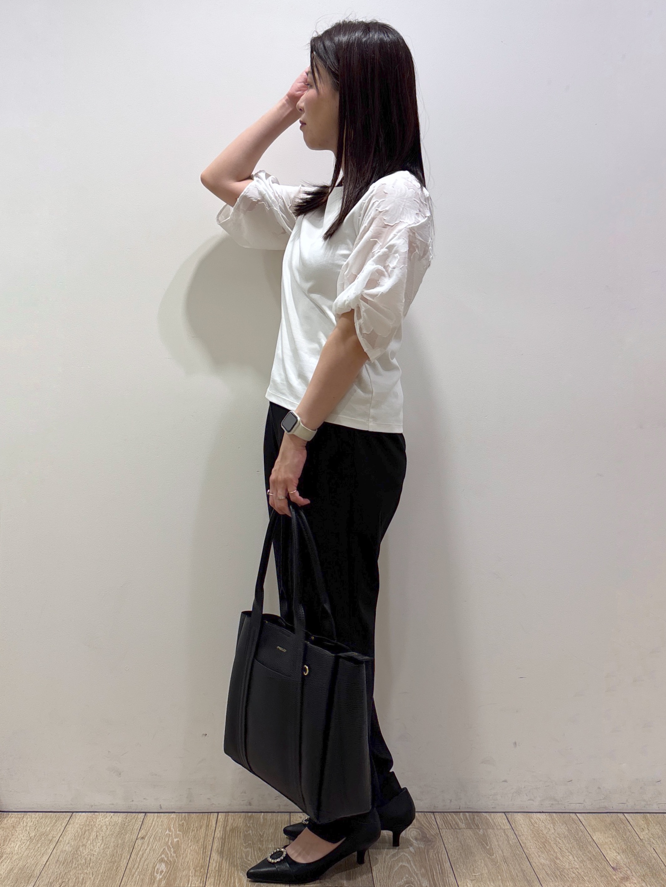mameさんの「index｜花柄ジャカード５分袖トップス《接触冷感／UVケア／洗濯機OK》」を使ったコーディネート