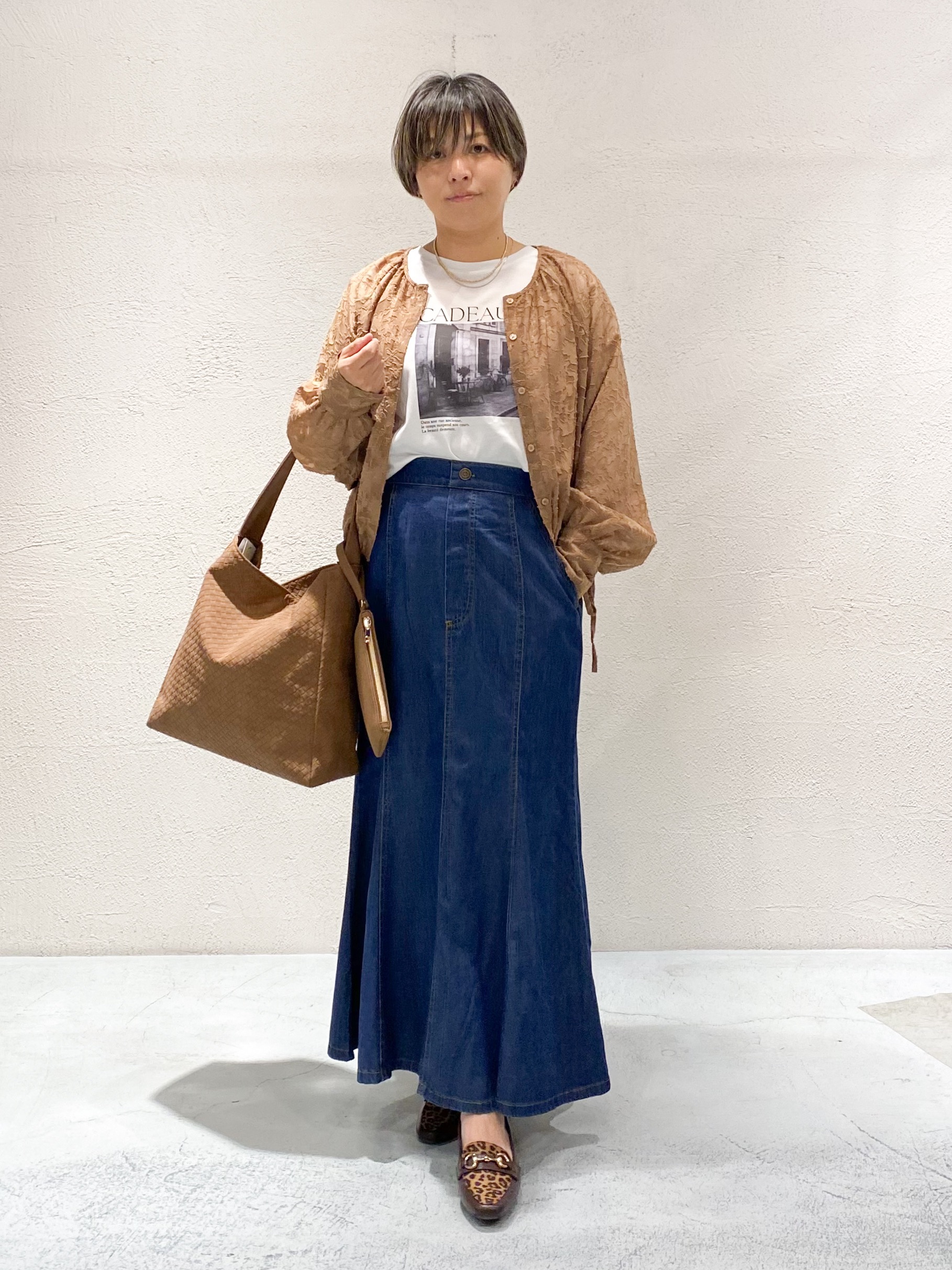 ばっちょさんの「grove｜上品に華やぐ シアージャカードブラウス」を使ったコーディネート