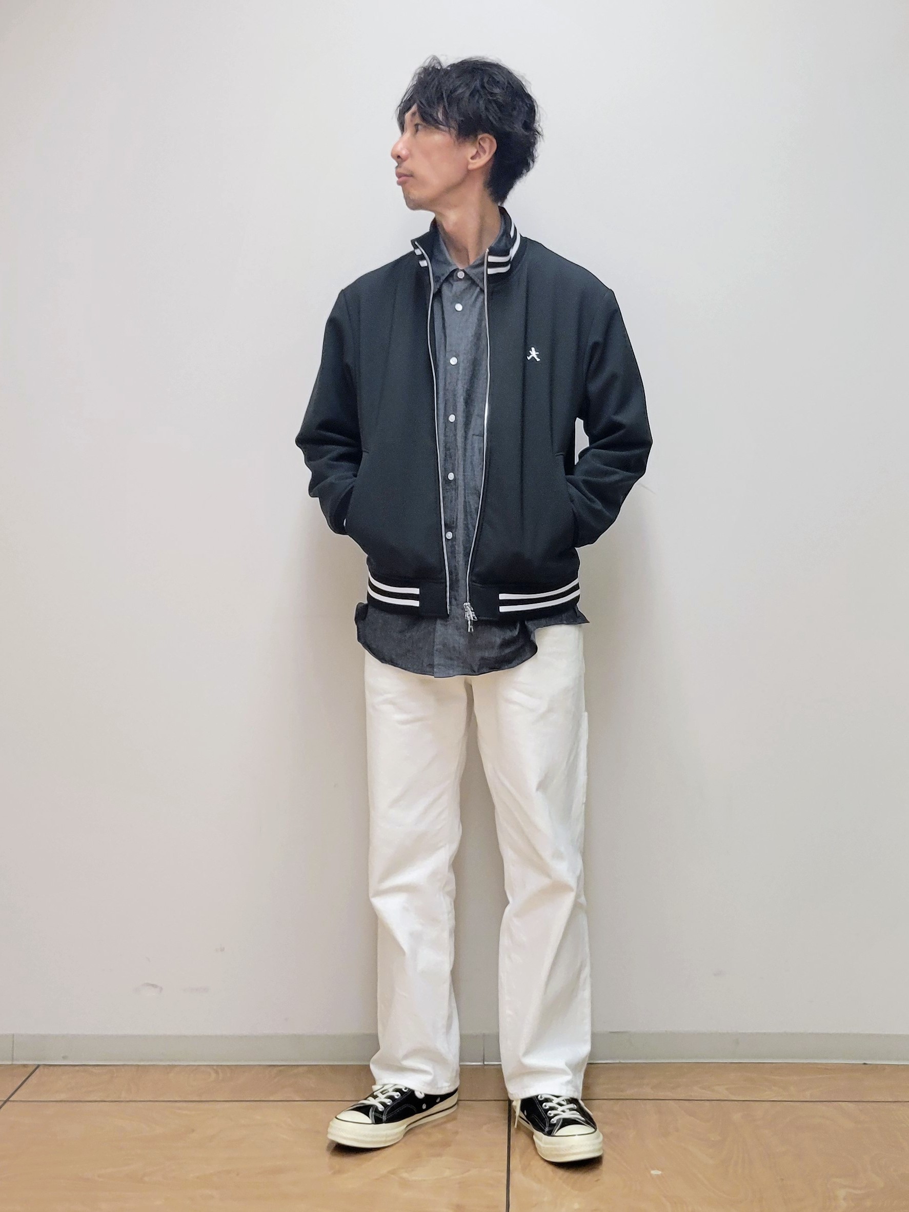 piroyaさんの「TAKEO KIKUCHI｜【BOWLER HAT LABEL】ダウンファブリック トラックジャケット」を使ったコーディネート