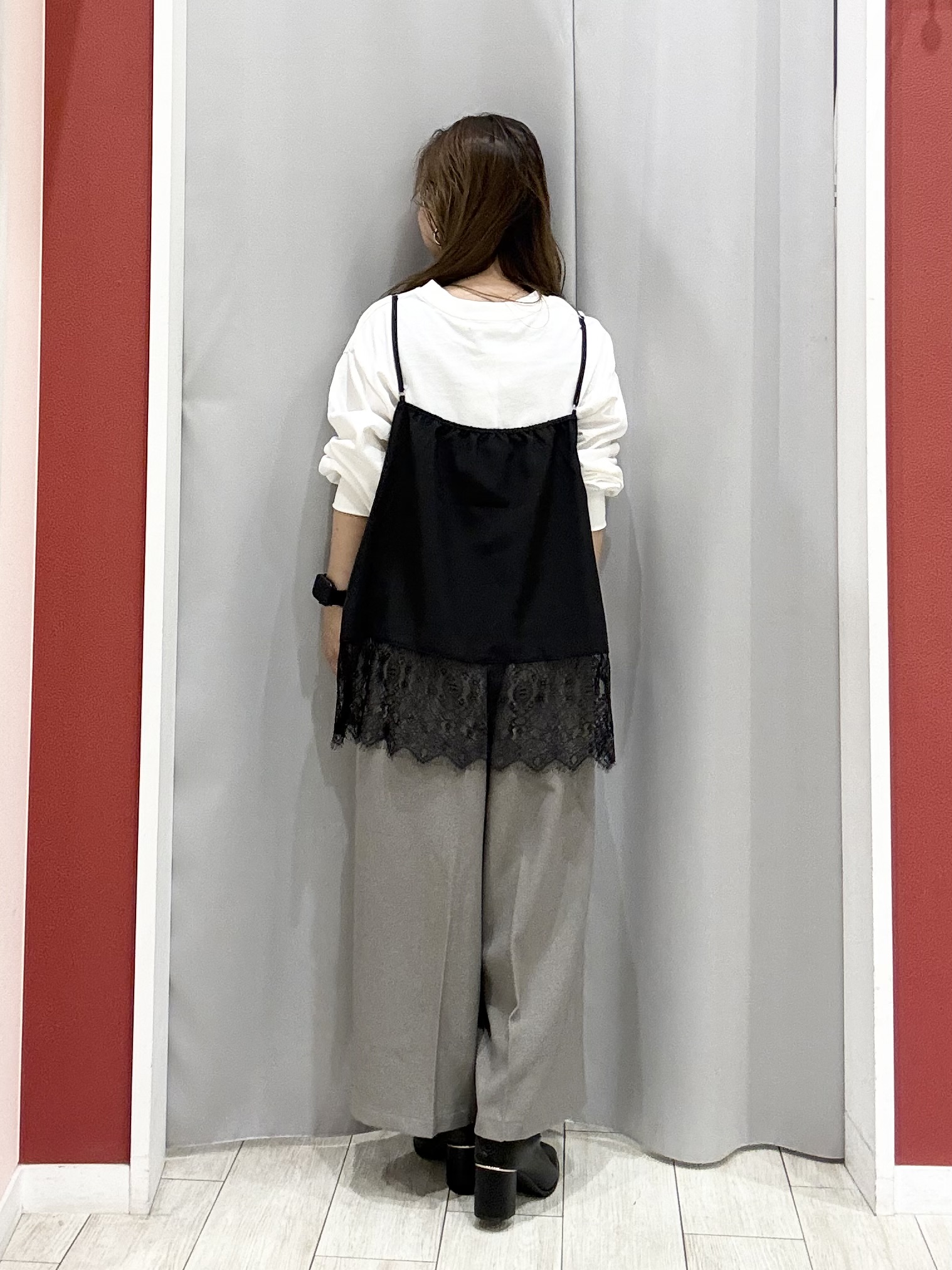 shioさんの「SHOO･LA･RUE｜【洗濯後しわになりにくい/S-LL】気分で選ぶ 大人のデイリー使いに ベーシックシャツ」を使ったコーディネート