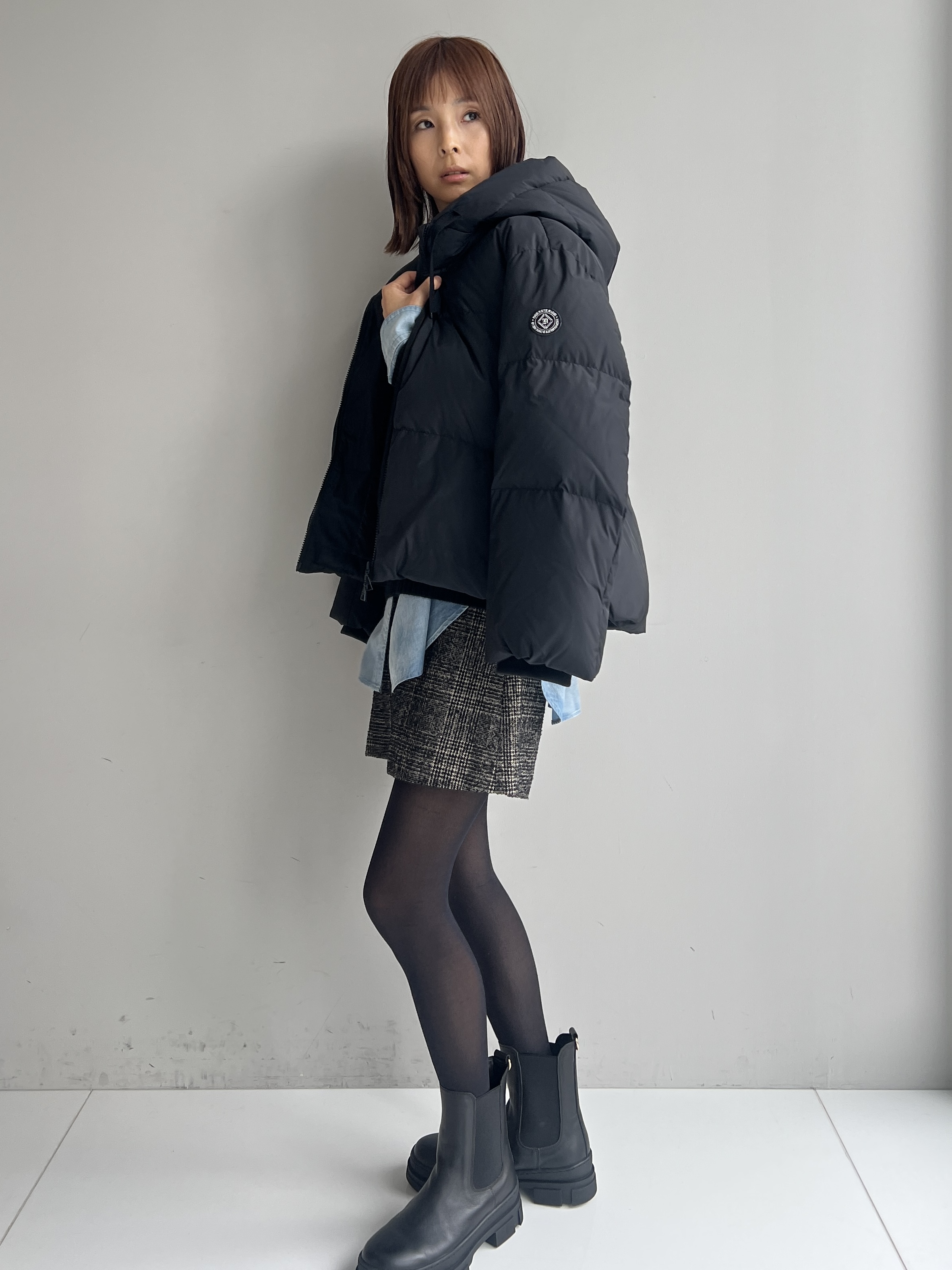 misaさんの「DRESSTERIOR｜【涼しく着映え】シアーデニムシャツ」を使ったコーディネート