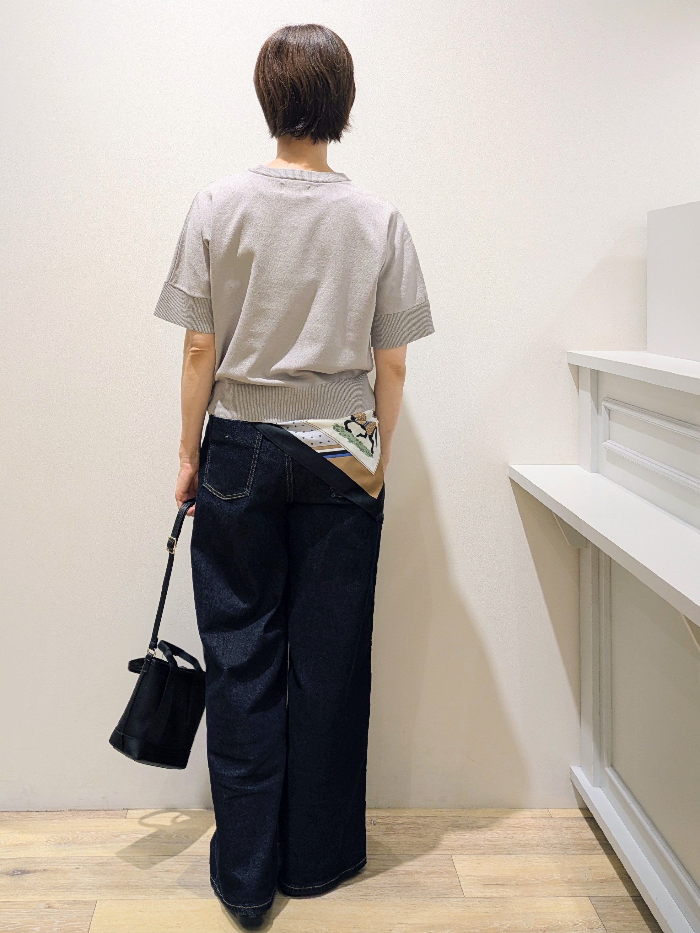 miuraさんの「OPAQUE.CLIP｜【森絵梨佳さん着用】2WAY衿ドッキングニット《洗濯機OK》」を使ったコーディネート