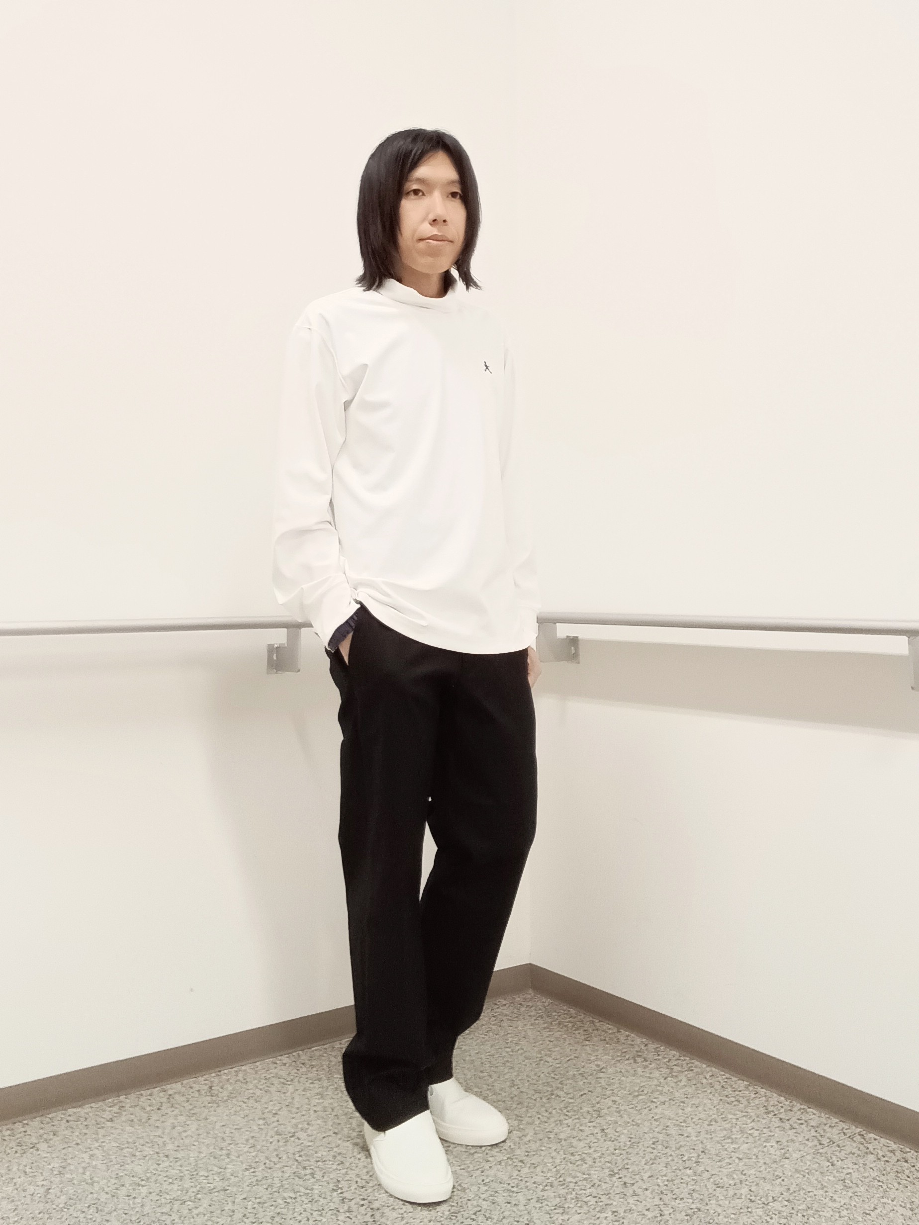 moritaさんの「TAKEO KIKUCHI｜3Dナイロンストレッチ バンドカラーシャツ」を使ったコーディネート