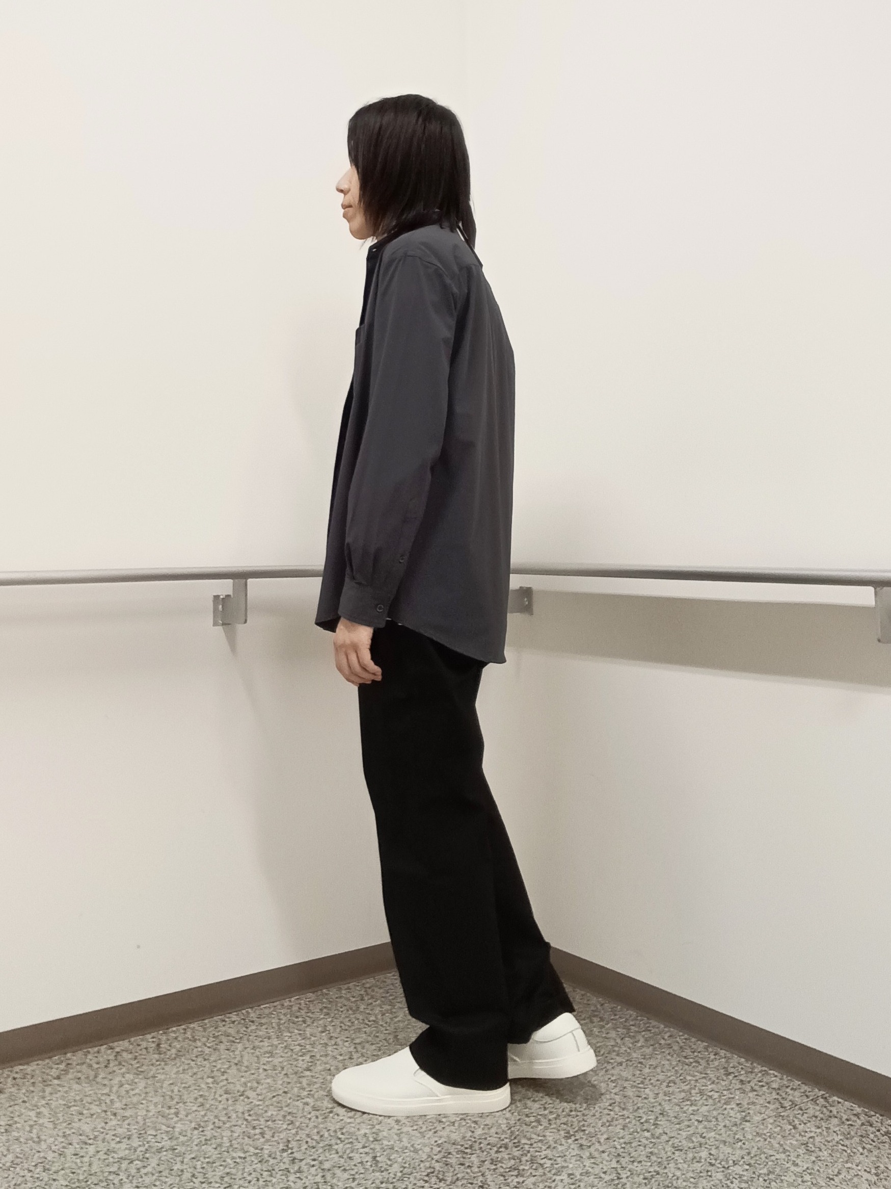 moritaさんの「TAKEO KIKUCHI｜3Dナイロンストレッチ バンドカラーシャツ」を使ったコーディネート