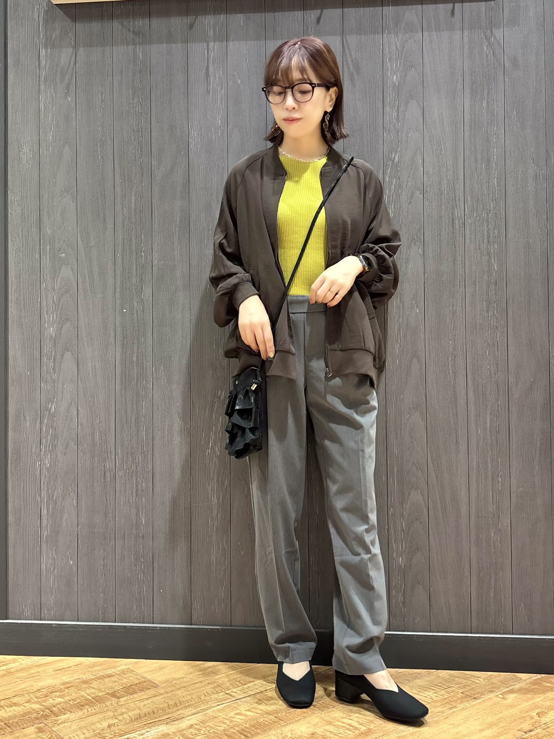meiさんの「SHOO･LA･RUE｜【S-LL】洗濯後しわになりにくい 麻調リブブルゾン」を使ったコーディネート