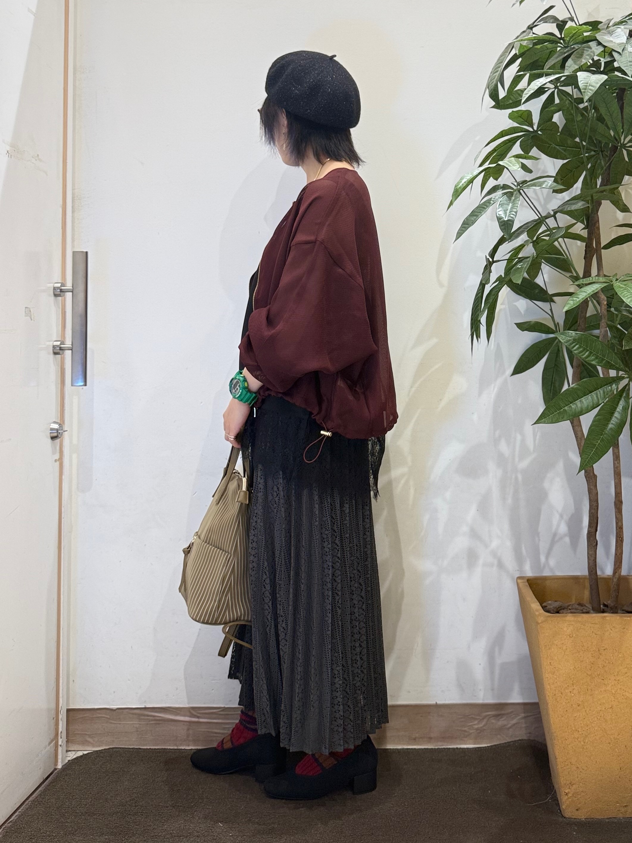 misakiさんの「SHOO･LA･RUE｜【通気性〇/セットアップ可/洗濯機可】メッシュドルマン ジップブルゾン」を使ったコーディネート