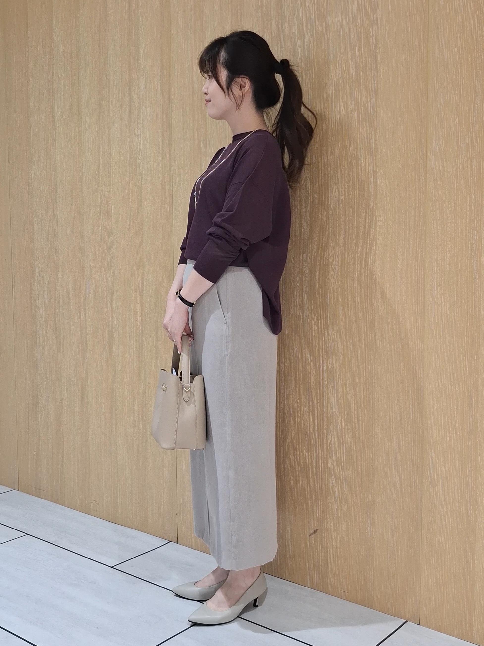 YuKaRiさんの「UNTITLED｜【アンサンブル可/秋羽織り/シアー】前後2WAYカーディガン」を使ったコーディネート