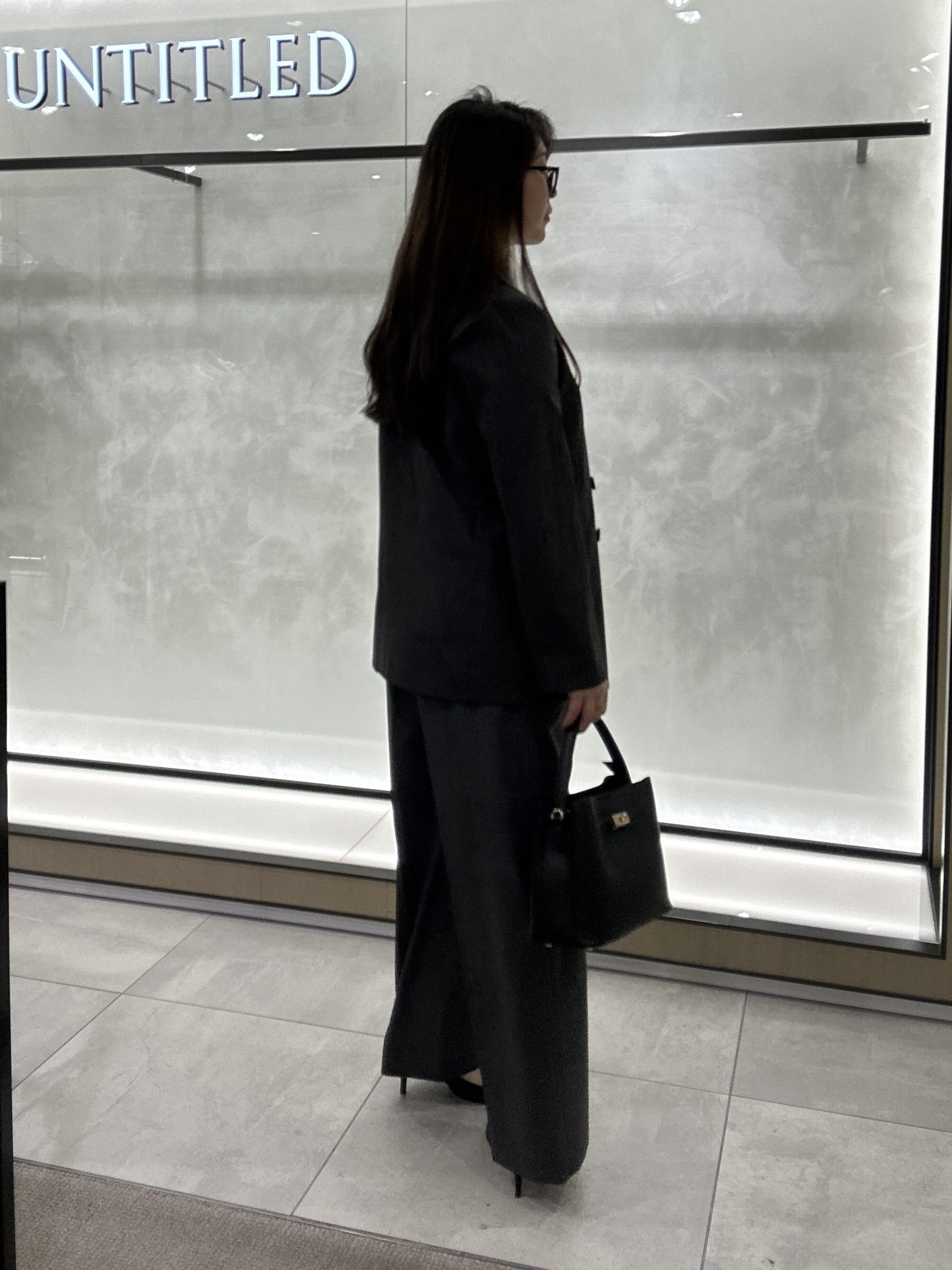 YURIさんの「UNTITLED｜【セットアップ可/秋羽織り/お仕事スーツ】ウールブレンドダブルジャケット」を使ったコーディネート
