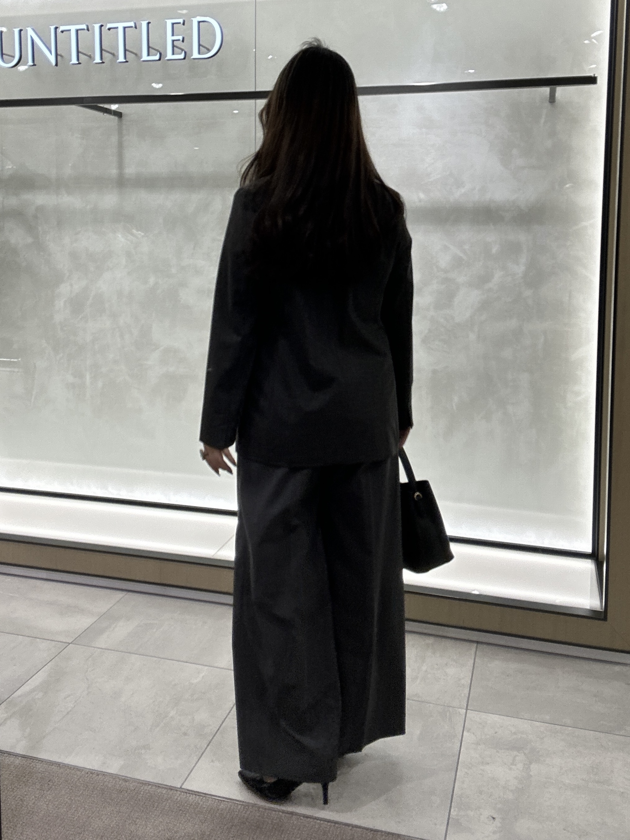 YURIさんの「UNTITLED｜【セットアップ可/秋羽織り/お仕事スーツ】ウールブレンドダブルジャケット」を使ったコーディネート
