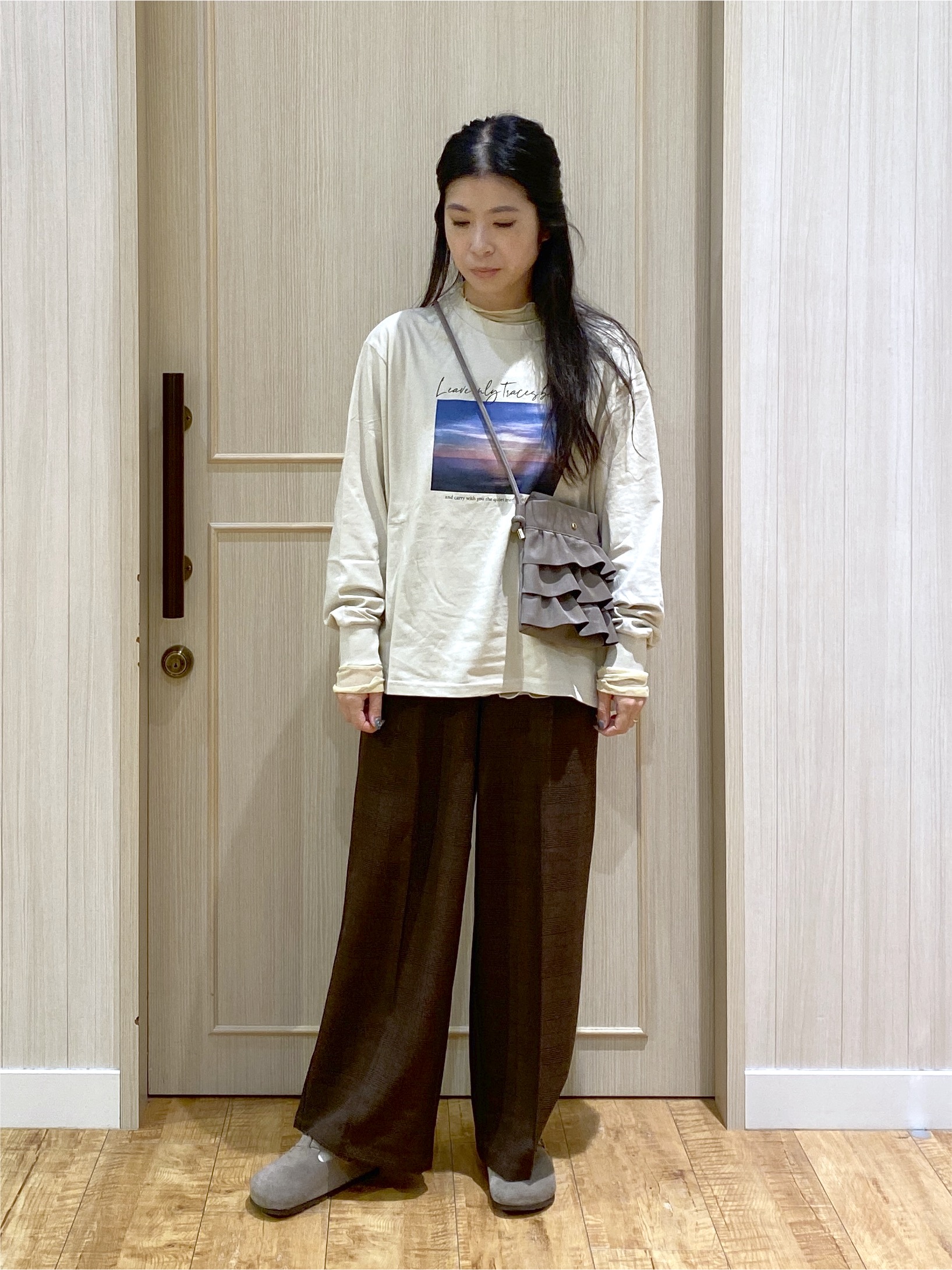 ERIさんの「SHOO･LA･RUE｜【S-LL】デイリー使いに 選べる6柄プリントロンT」を使ったコーディネート