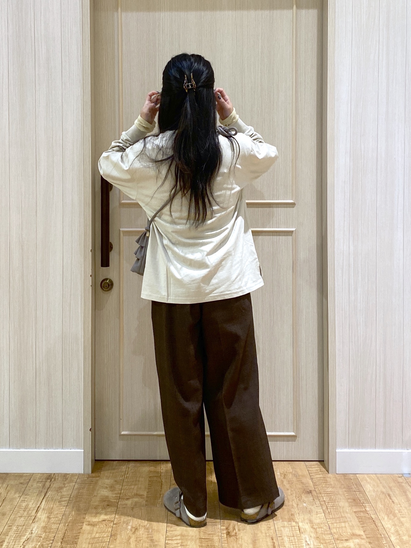 ERIさんの「SHOO･LA･RUE｜【S-LL】デイリー使いに 選べる6柄プリントロンT」を使ったコーディネート
