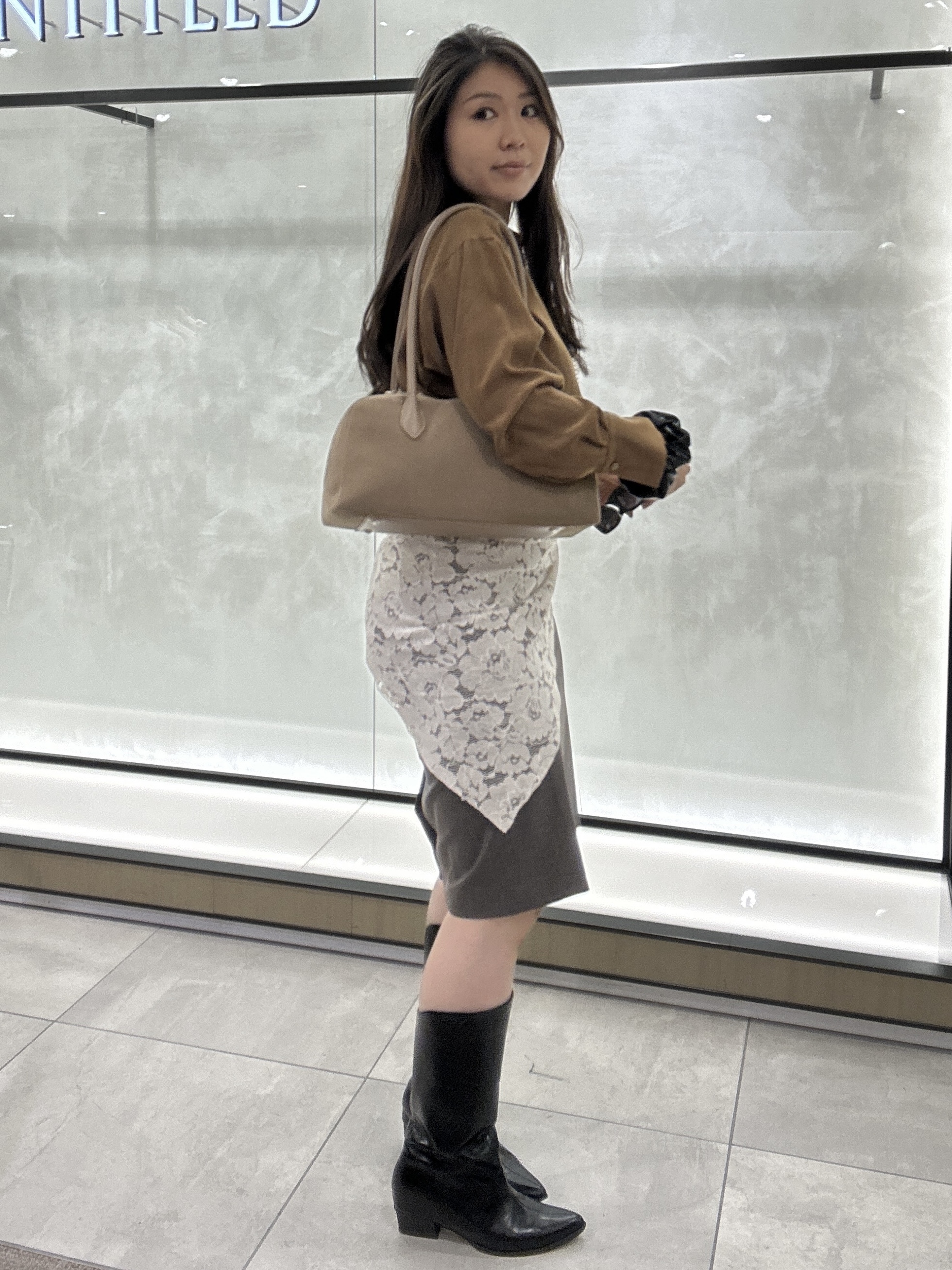 YURIさんの「UNTITLED｜【セットアップ】ウールブレンドタイトスカート」を使ったコーディネート
