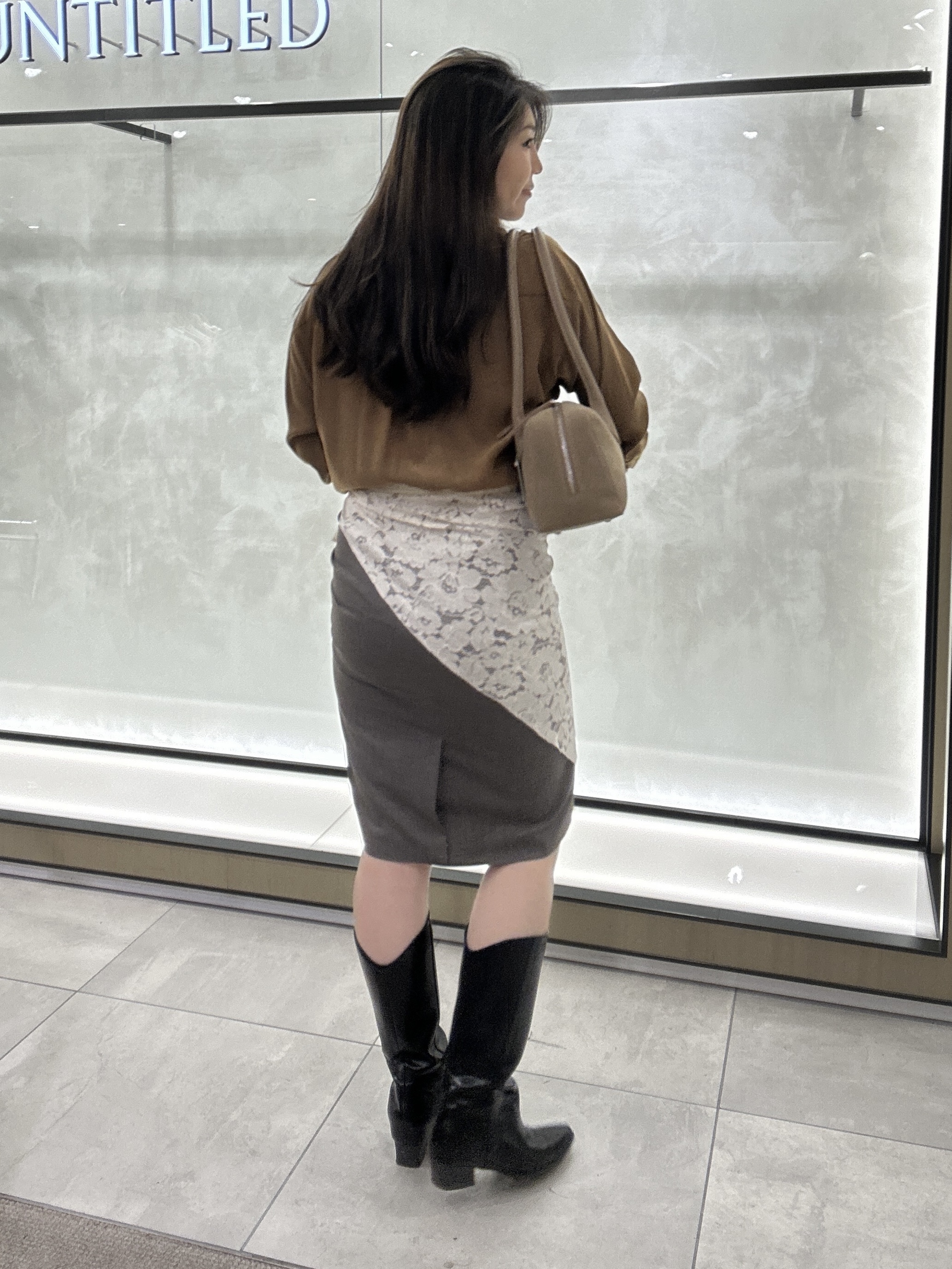 YURIさんの「UNTITLED｜【セットアップ】ウールブレンドタイトスカート」を使ったコーディネート