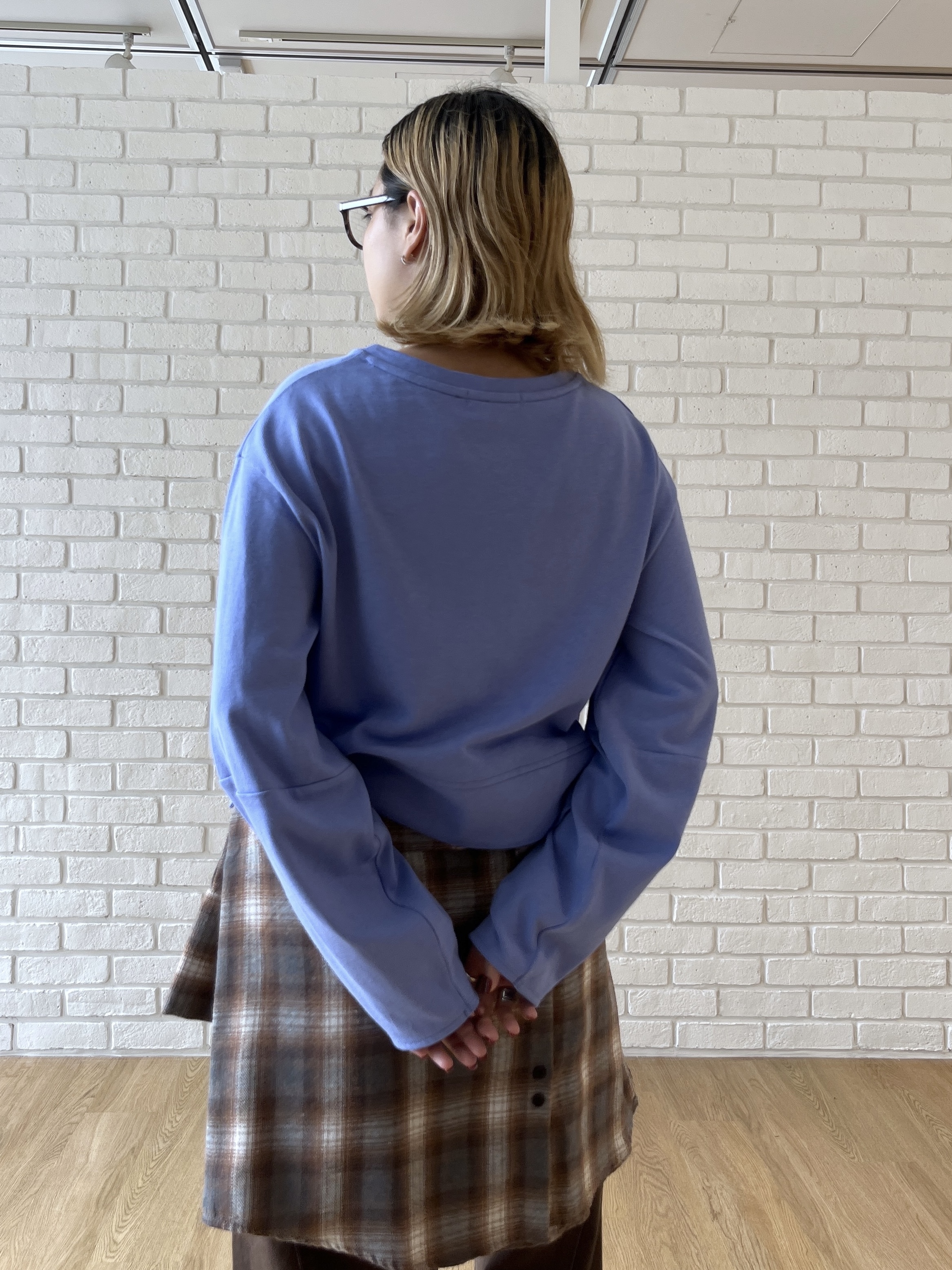 Harukaさんの「INDIVI｜ロングスリーブフォルムカットソー【洗える】」を使ったコーディネート