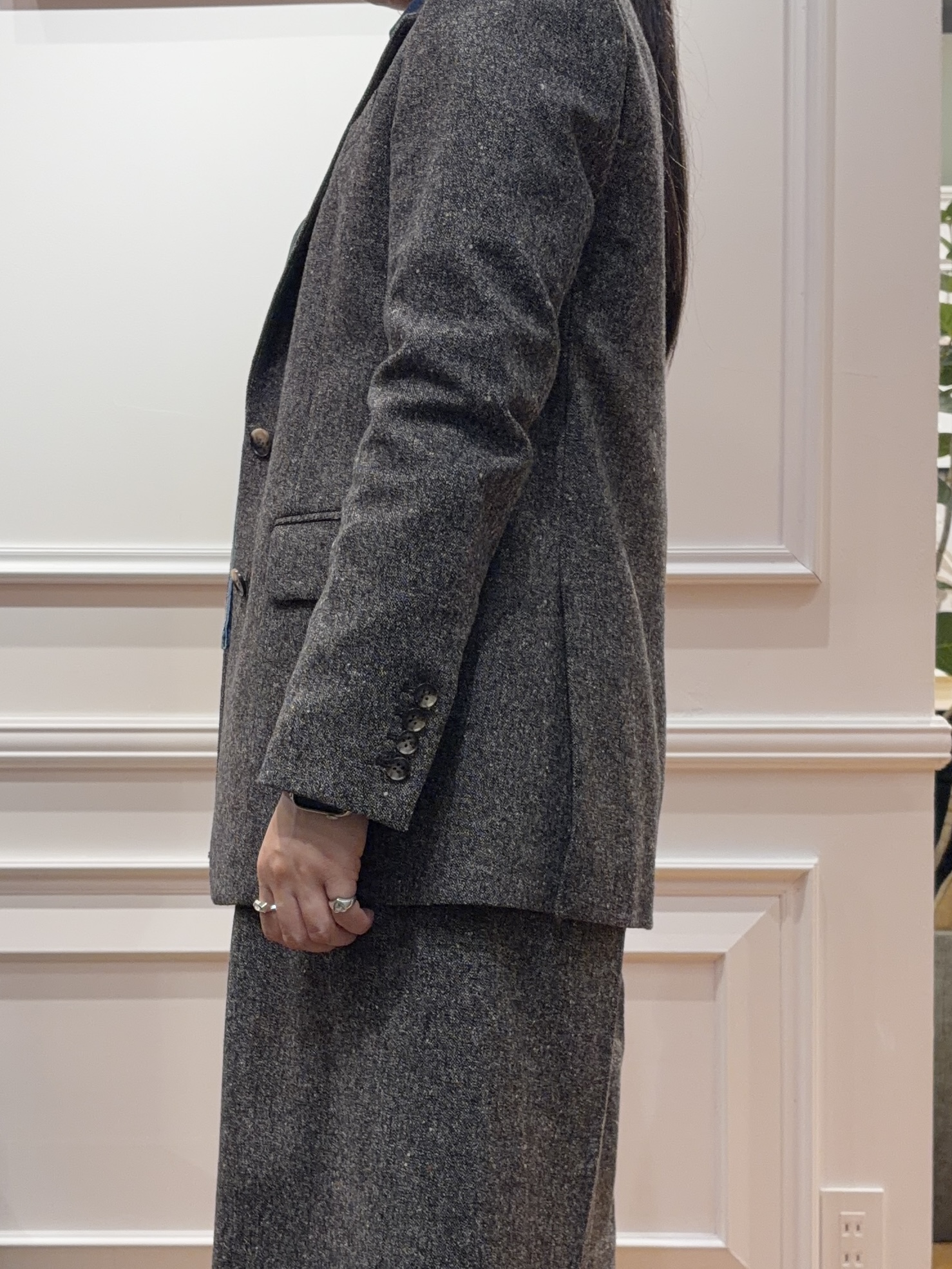 SAKAIさんの「DRESSTERIOR｜【取り外し可能】2WAY ボウタイデニムシャツ」を使ったコーディネート