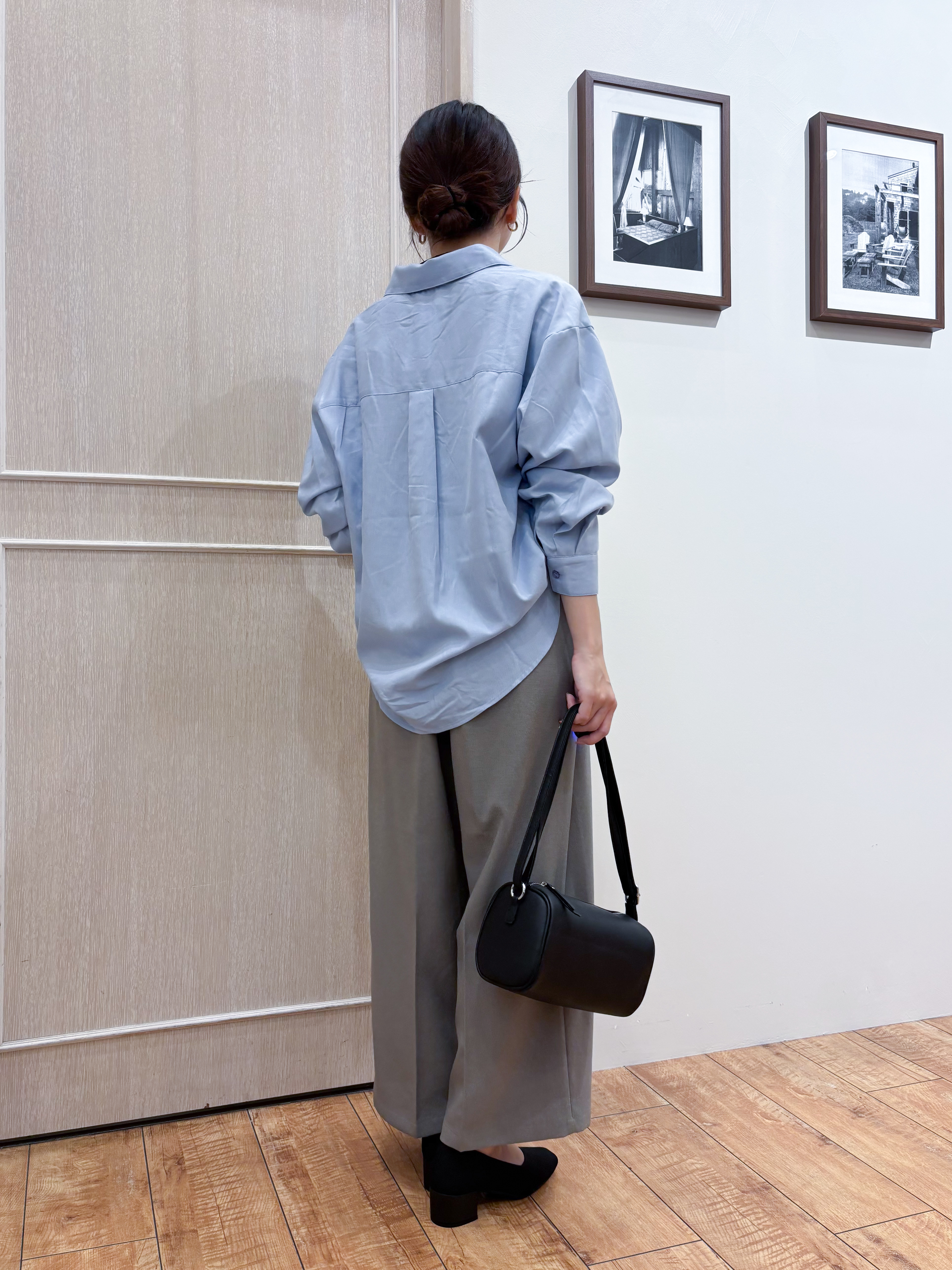 なみさんの「SHOO･LA･RUE｜【洗濯後しわになりにくい/S-LL】気分で選ぶ 大人のデイリー使いに ベーシックシャツ」を使ったコーディネート