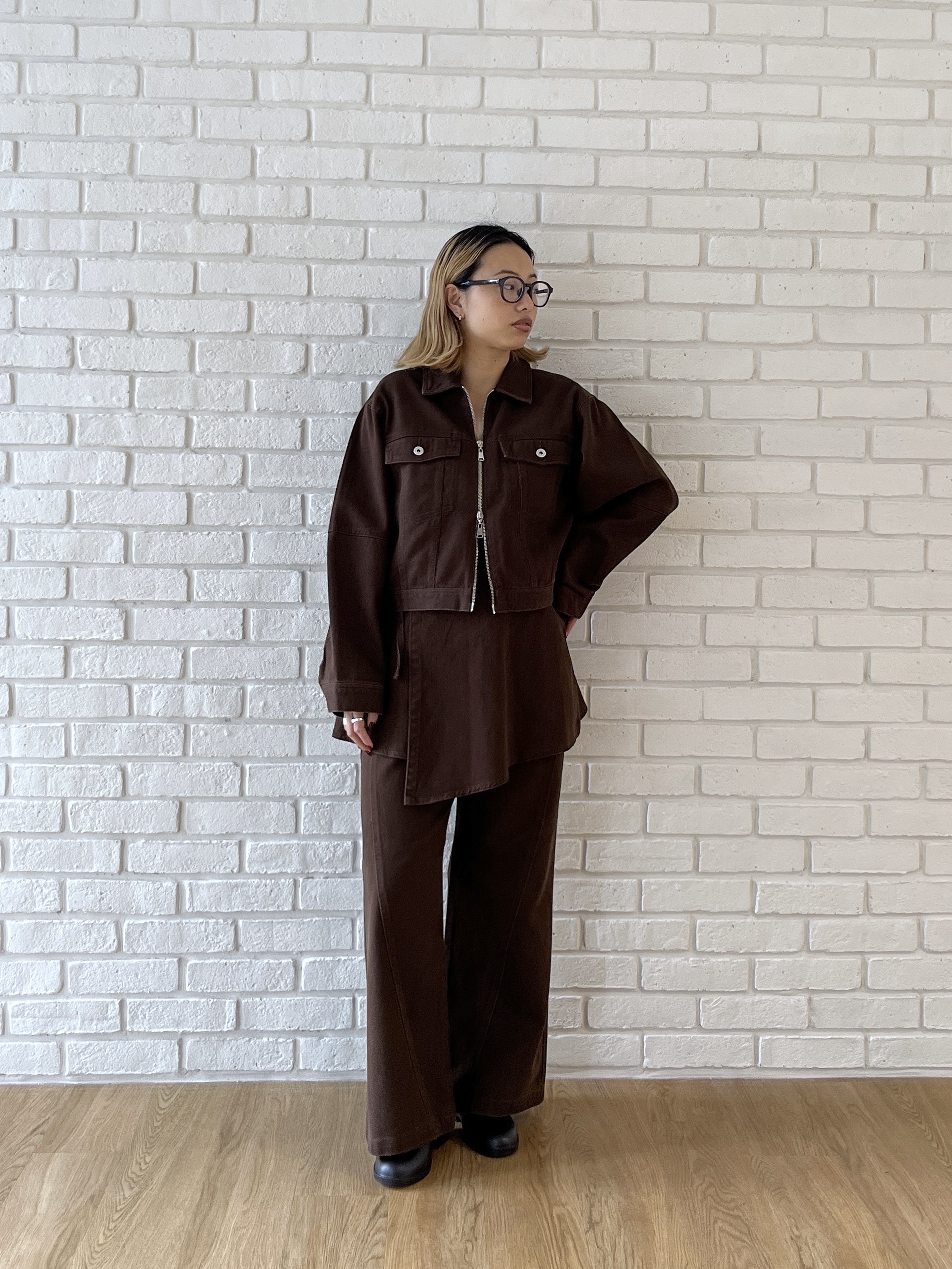 Harukaさんの「INDIVI｜ダブルジップデニムブルゾン【LIVE紹介／上枝みどりさん着用／セットアップ可能】」を使ったコーディネート