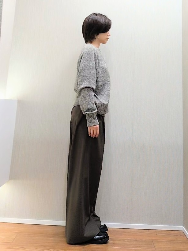 ミズタさんの「UNTITLED｜【アンサンブル可/秋羽織り】杢調ジップカーディガン」を使ったコーディネート