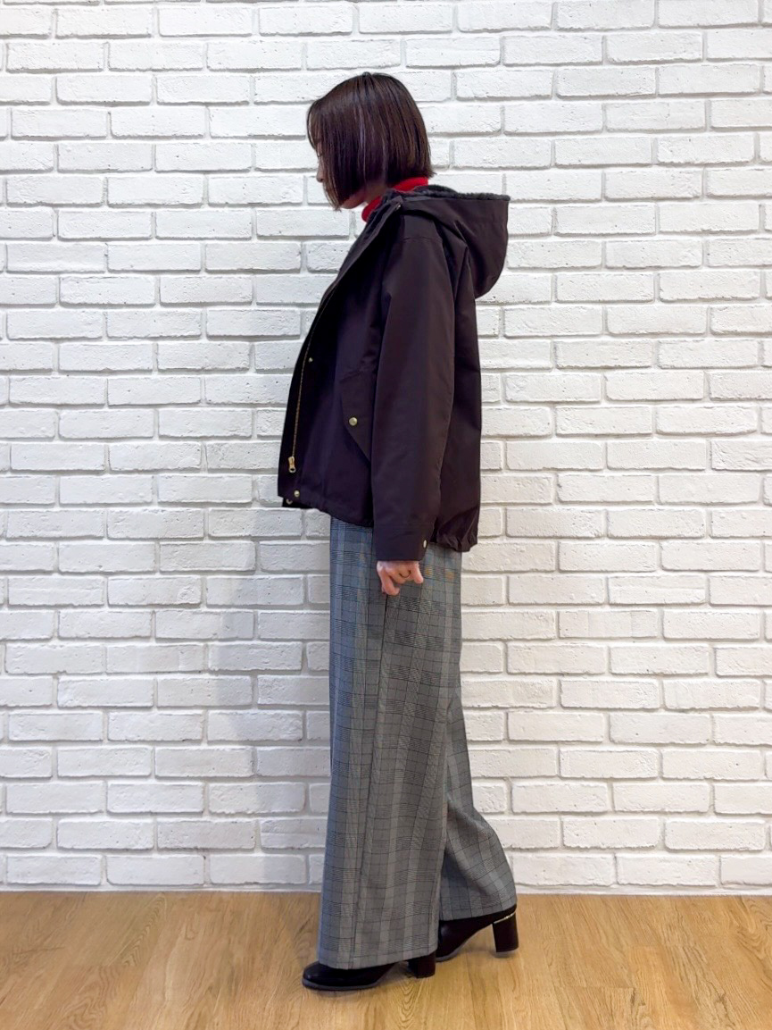 𝐜𝐡𝐢𝐤𝐚さんの「SHOO･LA･RUE｜【洗濯機可/撥水/マルチWAY】ファーライナー付き 毎日欲張りマンパ」を使ったコーディネート