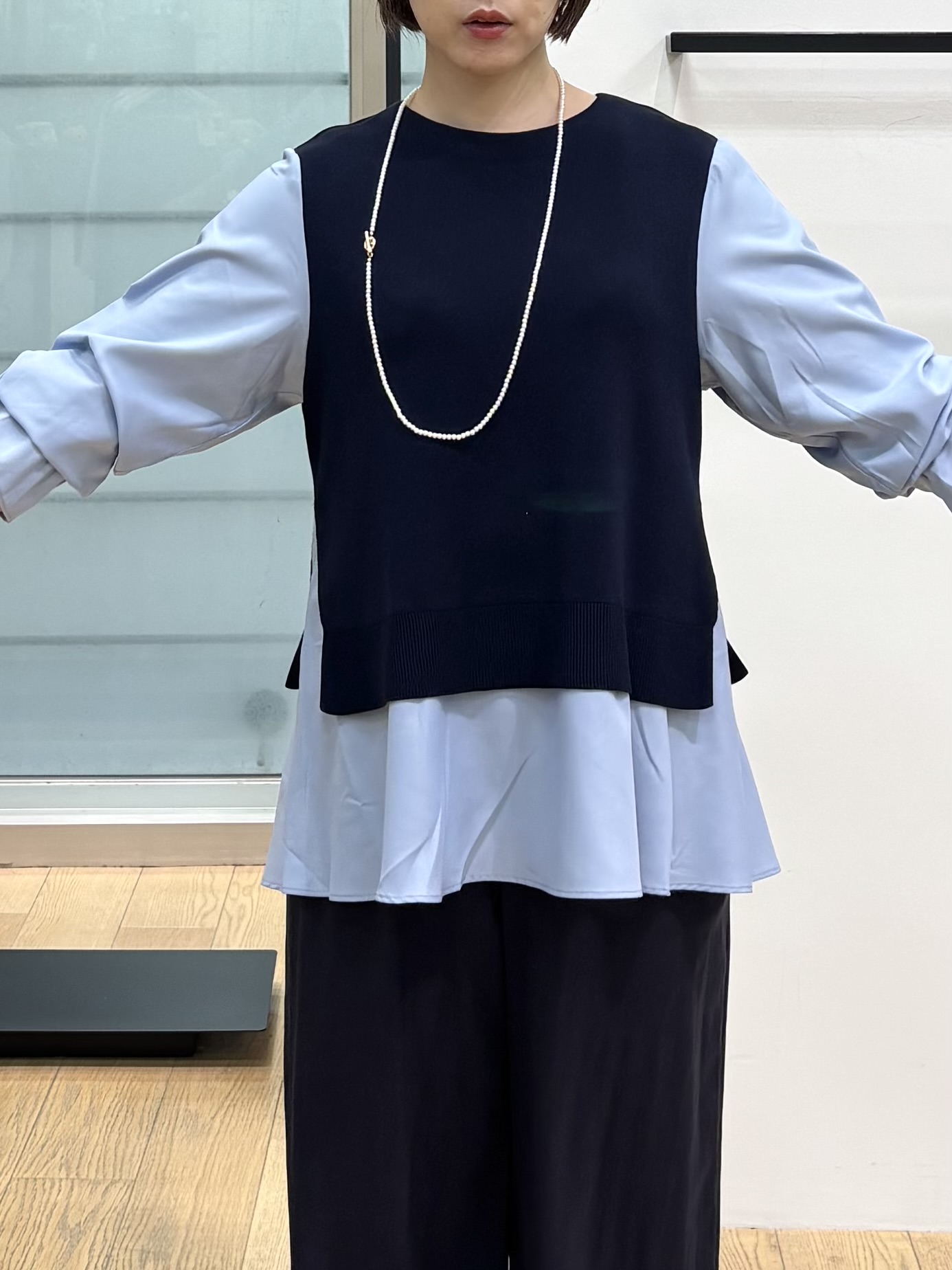asamiさんの「INDIVI｜【洗える／1枚でコーデ完成】重ね着風ニットトップス」を使ったコーディネート