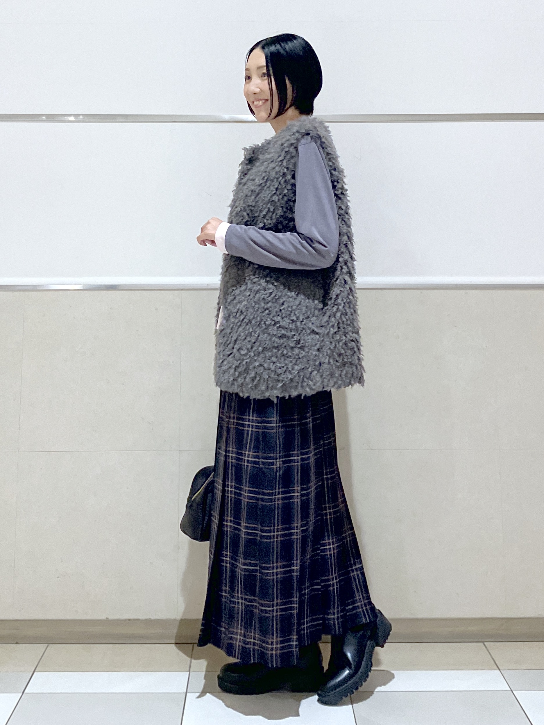 eriko さんの「Dessin｜【セットアイテム/1枚で決まる】配色シアーロンT＆クルーネックカーディガン」を使ったコーディネート