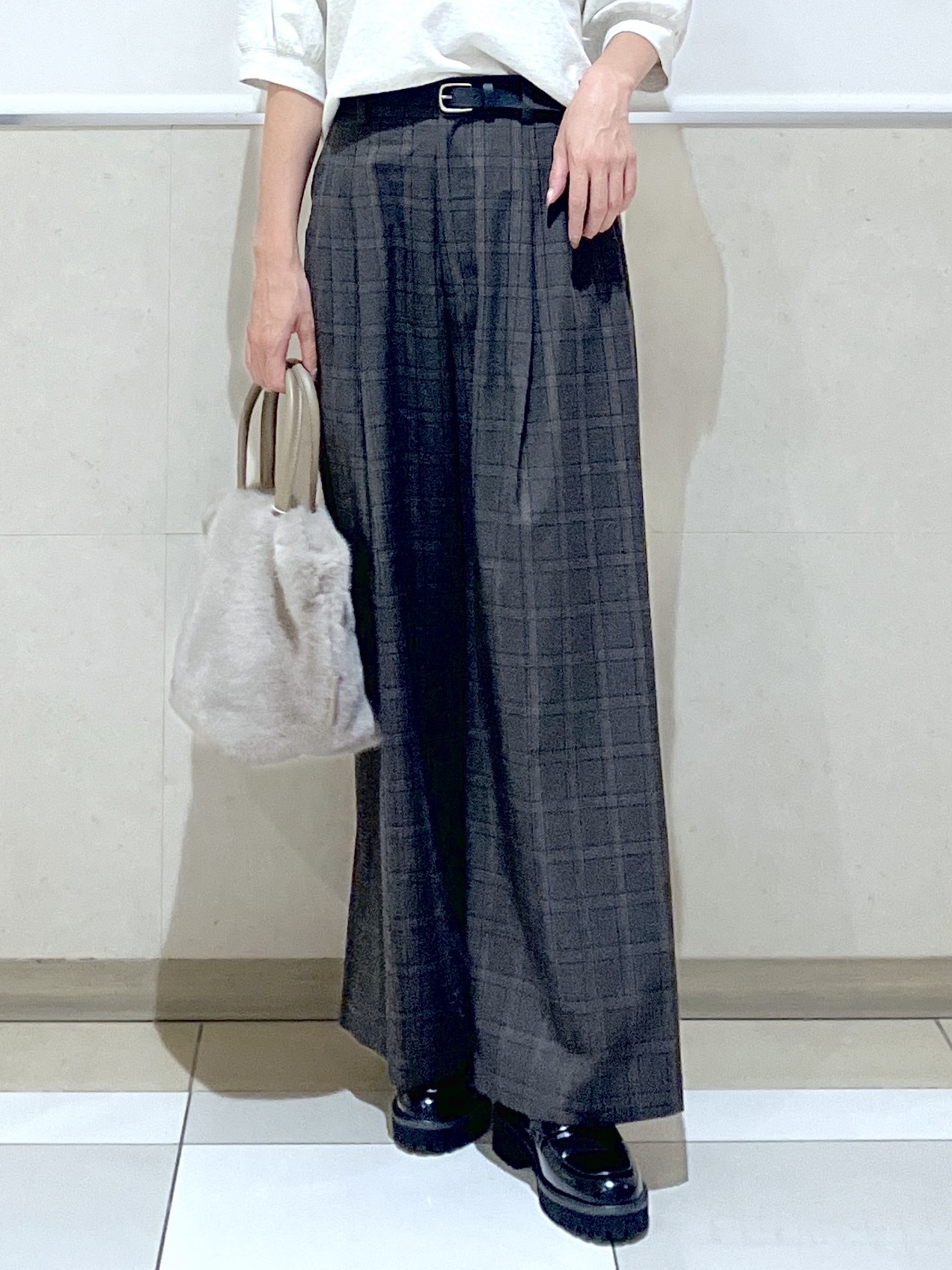 eriko さんの「Dessin｜【高レビュー/洗える/XS-L】バックヘンリーミニ裏毛 5分袖」を使ったコーディネート
