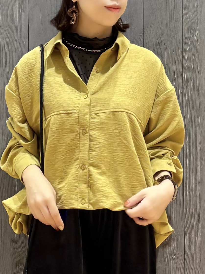 meiさんの「SHOO･LA･RUE｜【S-LL/洗濯機可】インせず即こなれる 裾バルーンシャツ」を使ったコーディネート