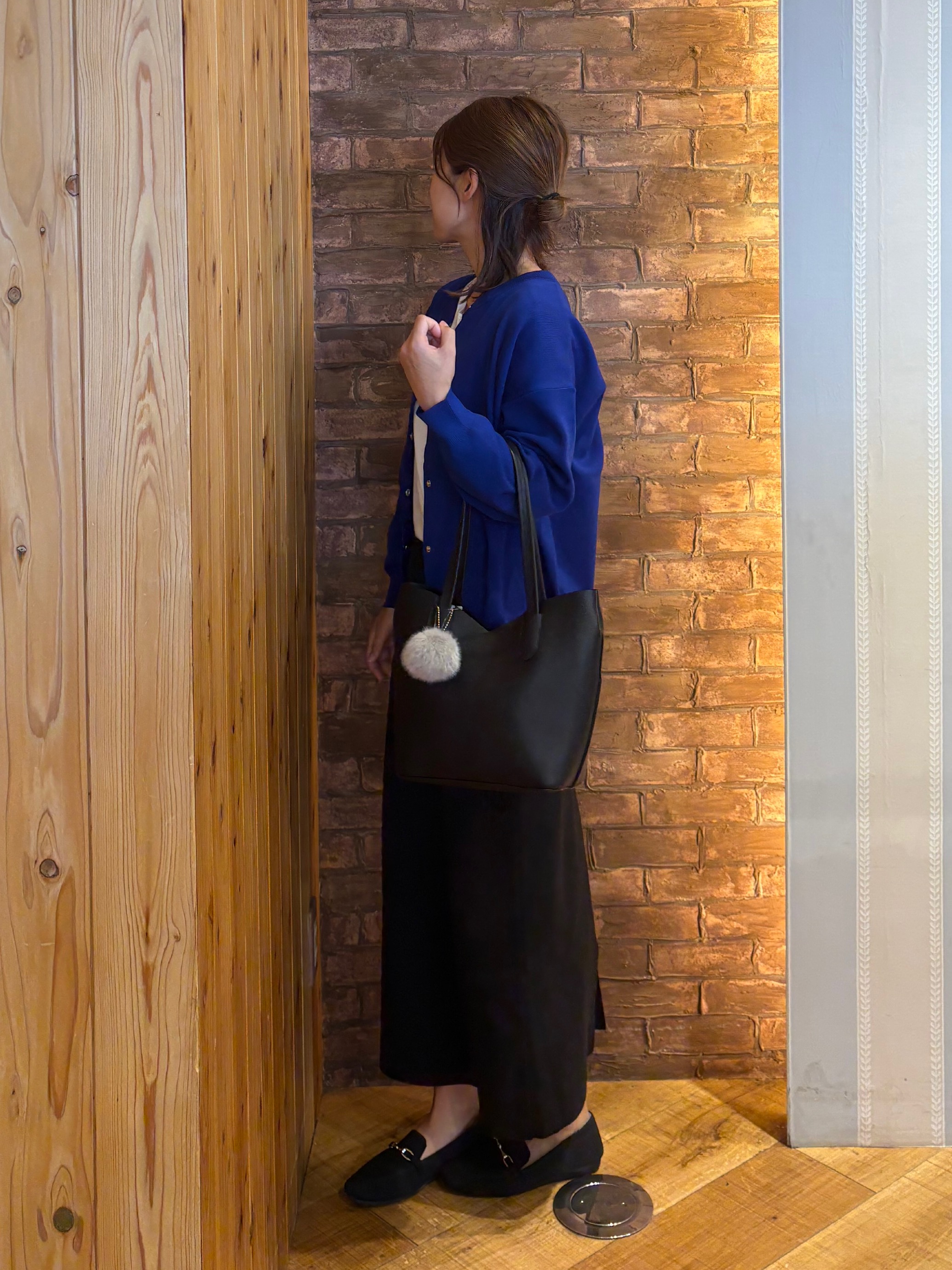 mieさんの「SHOO･LA･RUE｜【セットアップ可/洗濯機可】軽やかに羽織れる スポンディッシュ ニットカーディガン」を使ったコーディネート