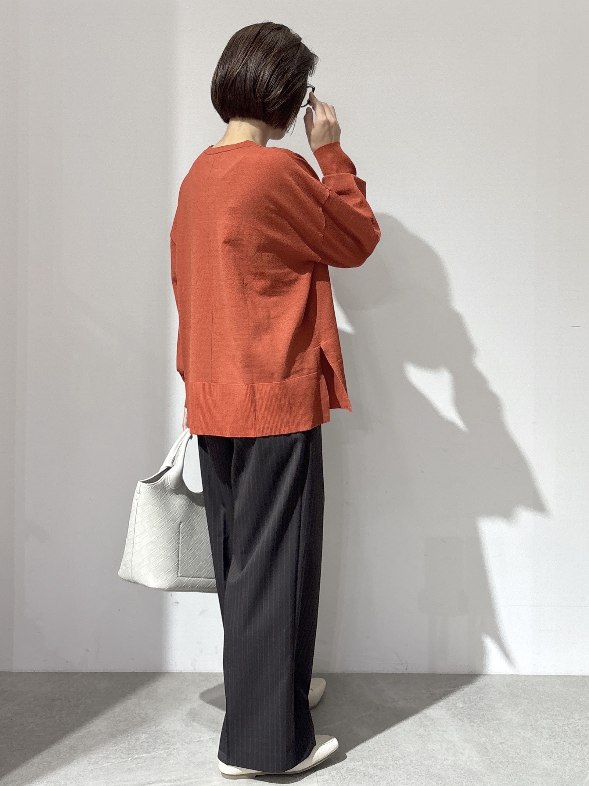 NAKAさんの「OPAQUE.CLIP｜リラクシークルーニット【洗濯機OK】」を使ったコーディネート