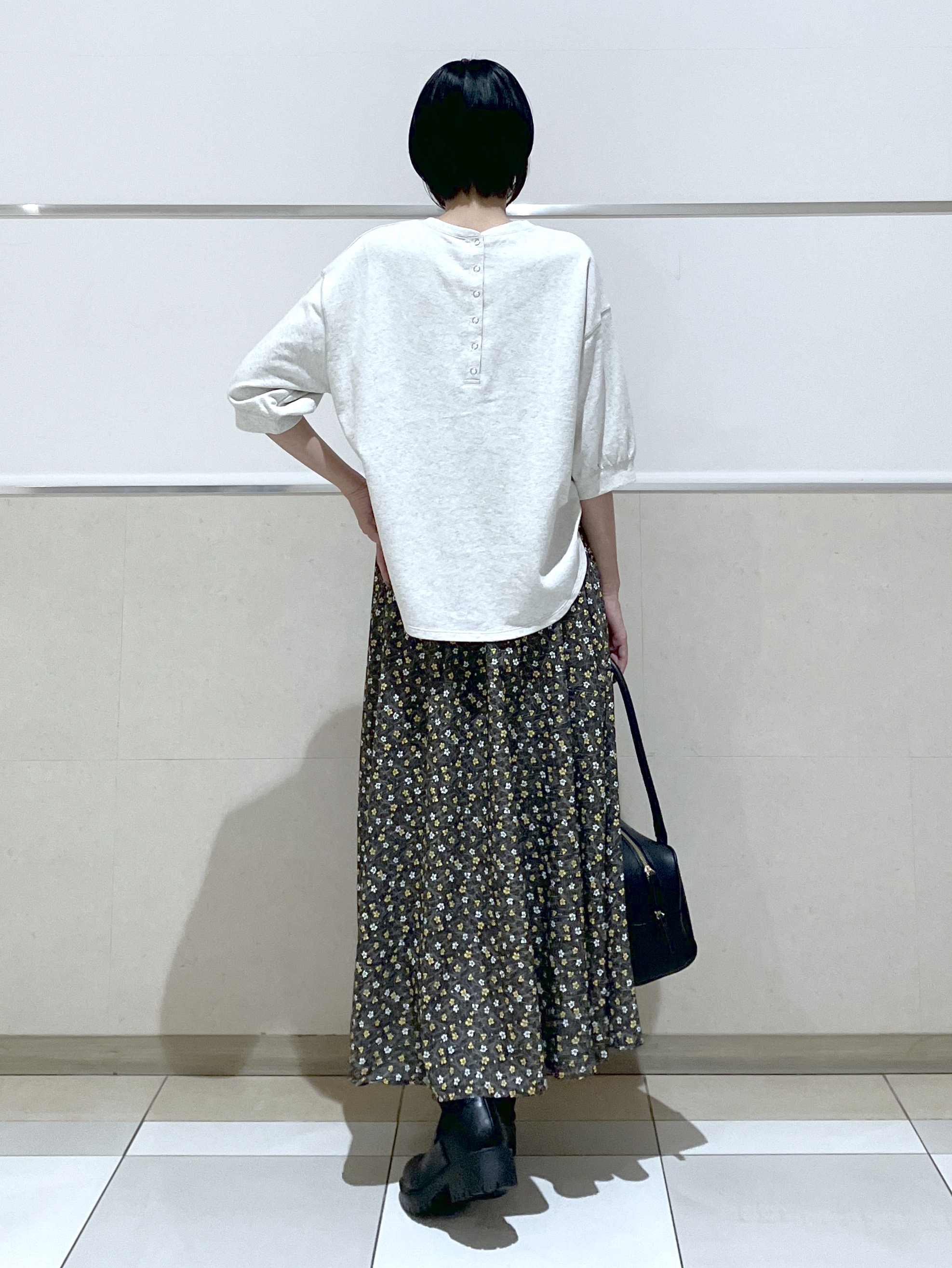eriko さんの「Dessin｜【高レビュー/洗える/XS-L】バックヘンリーミニ裏毛 5分袖」を使ったコーディネート