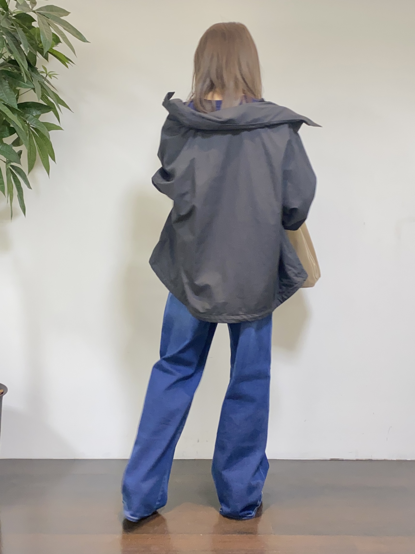 tomoさんの「UNTITLED｜【撥水/秋羽織り/2way】タフタマウンテンパーカー」を使ったコーディネート