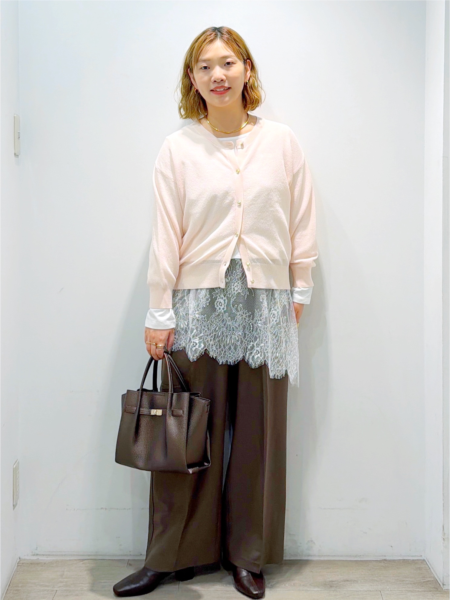 sumicaさんの「OPAQUE.CLIP｜【８色展開】柄アソートシアーカーディガン《洗濯機OK》」を使ったコーディネート