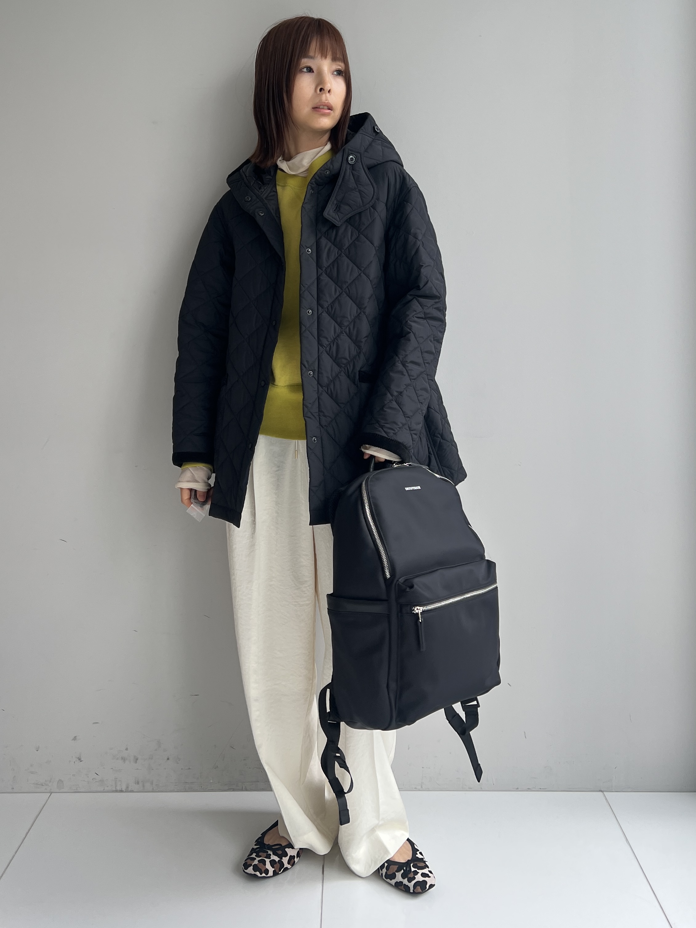 misaさんの「DRESSTERIOR｜サテンイージーパンツ」を使ったコーディネート