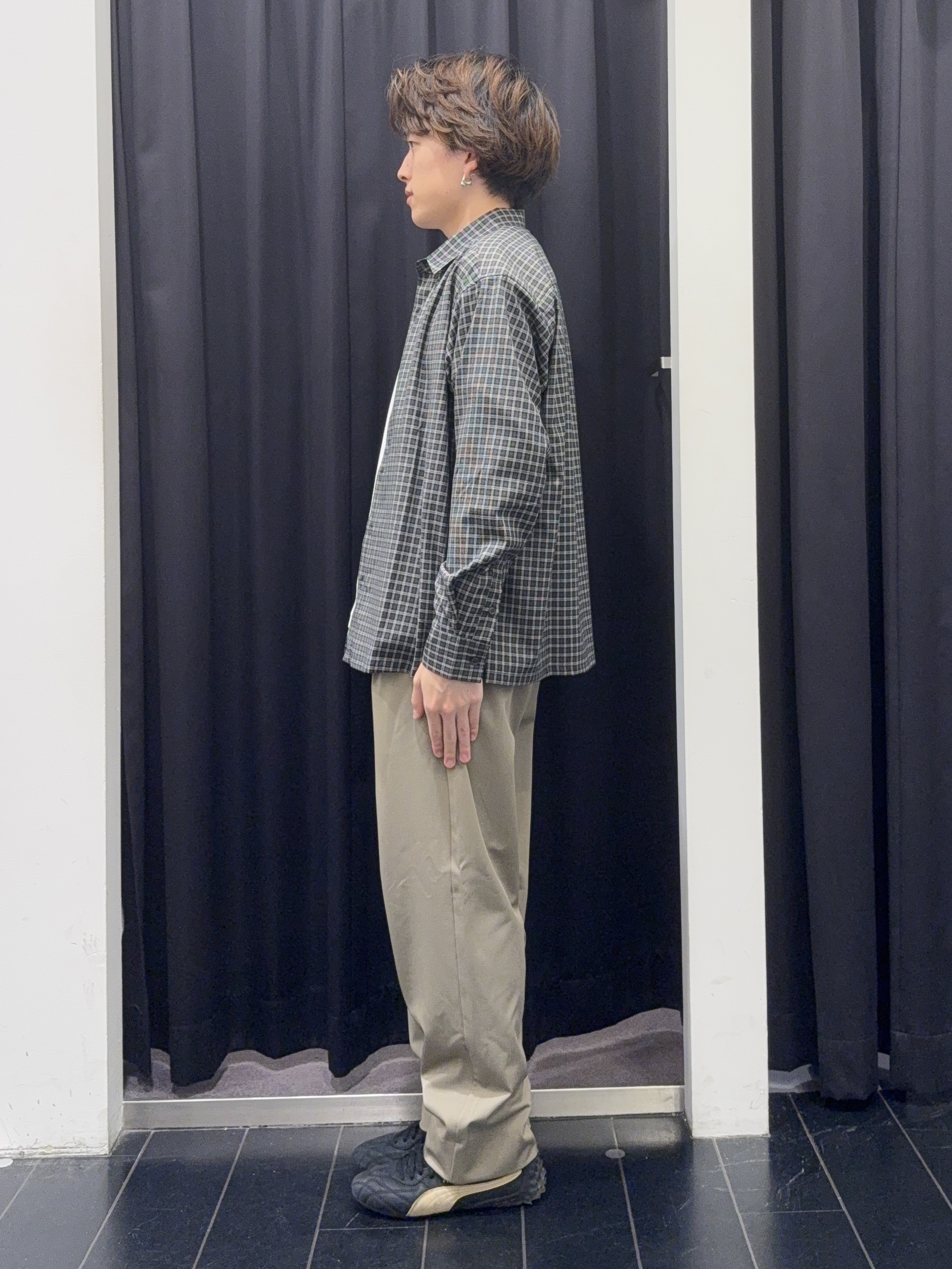 カシマさんの「THE SHOP TK｜【洗濯機OK】ウールライク 長袖シャツ」を使ったコーディネート