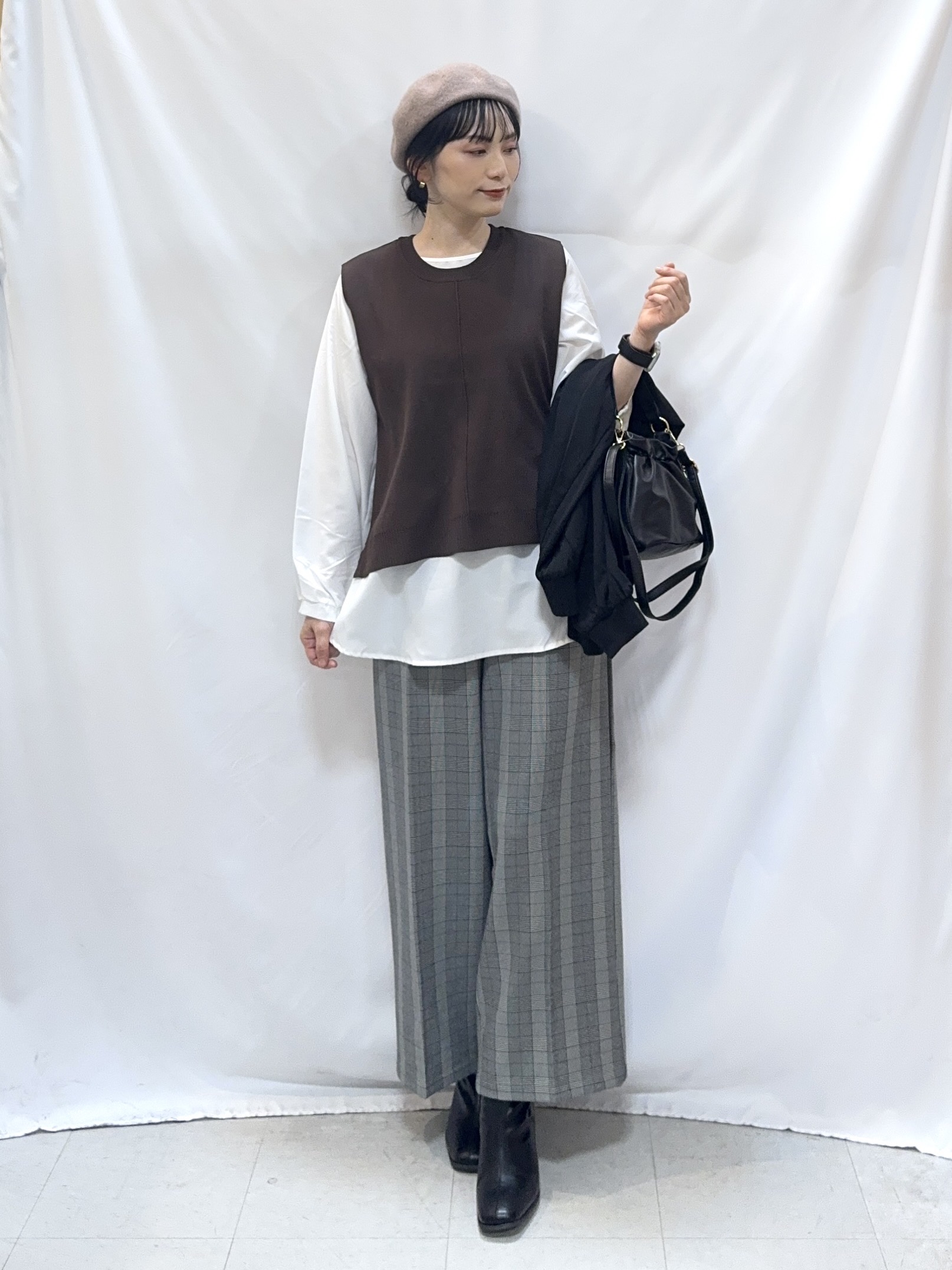 𝐇𝐢𝐫𝐨𝐦𝐢さんの「SHOO･LA･RUE｜【S-LL】洗濯後しわになりにくい 麻調リブブルゾン」を使ったコーディネート