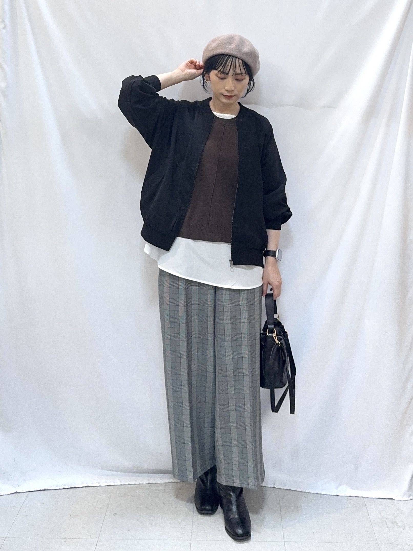𝐇𝐢𝐫𝐨𝐦𝐢さんの「SHOO･LA･RUE｜【S-LL】洗濯後しわになりにくい 麻調リブブルゾン」を使ったコーディネート