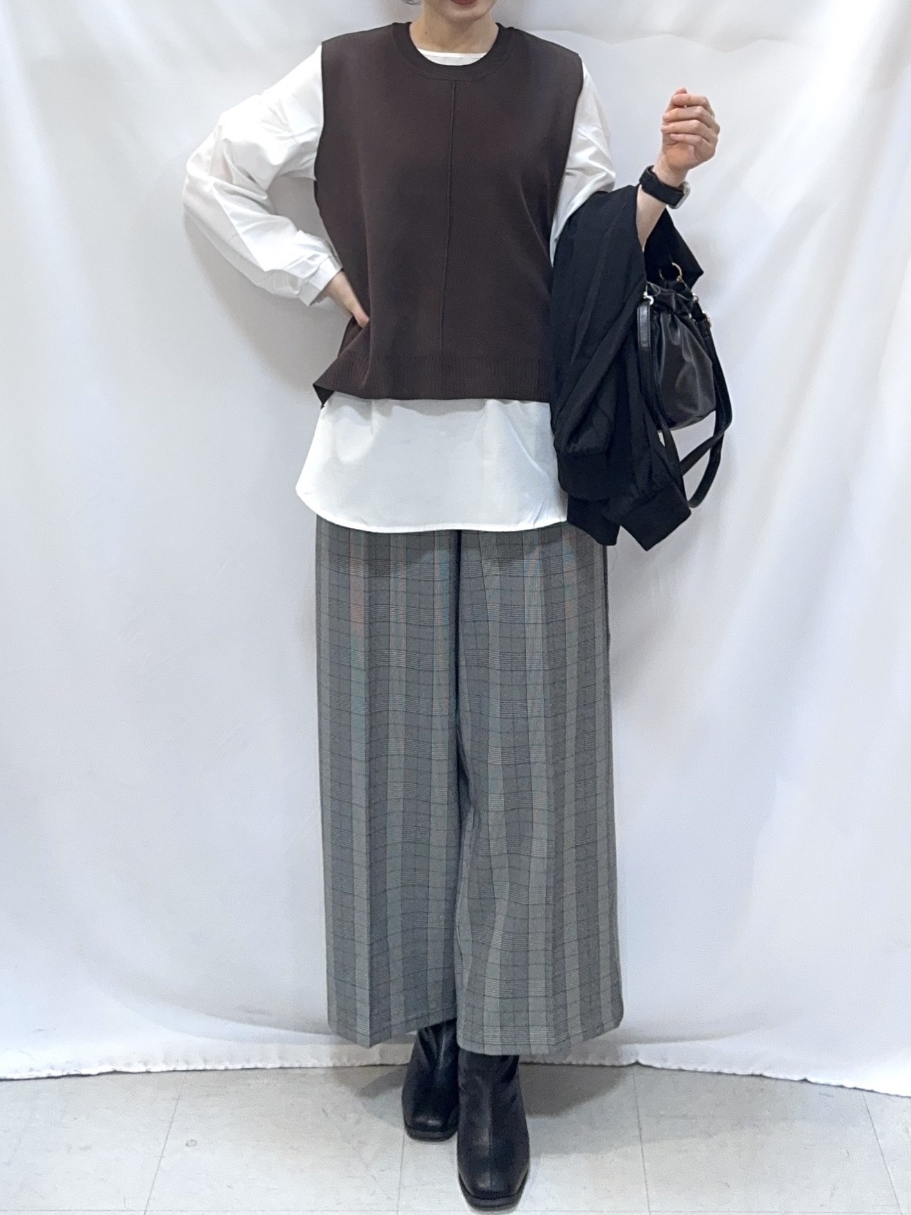 𝐇𝐢𝐫𝐨𝐦𝐢さんの「SHOO･LA･RUE｜【S-LL】洗濯後しわになりにくい 麻調リブブルゾン」を使ったコーディネート