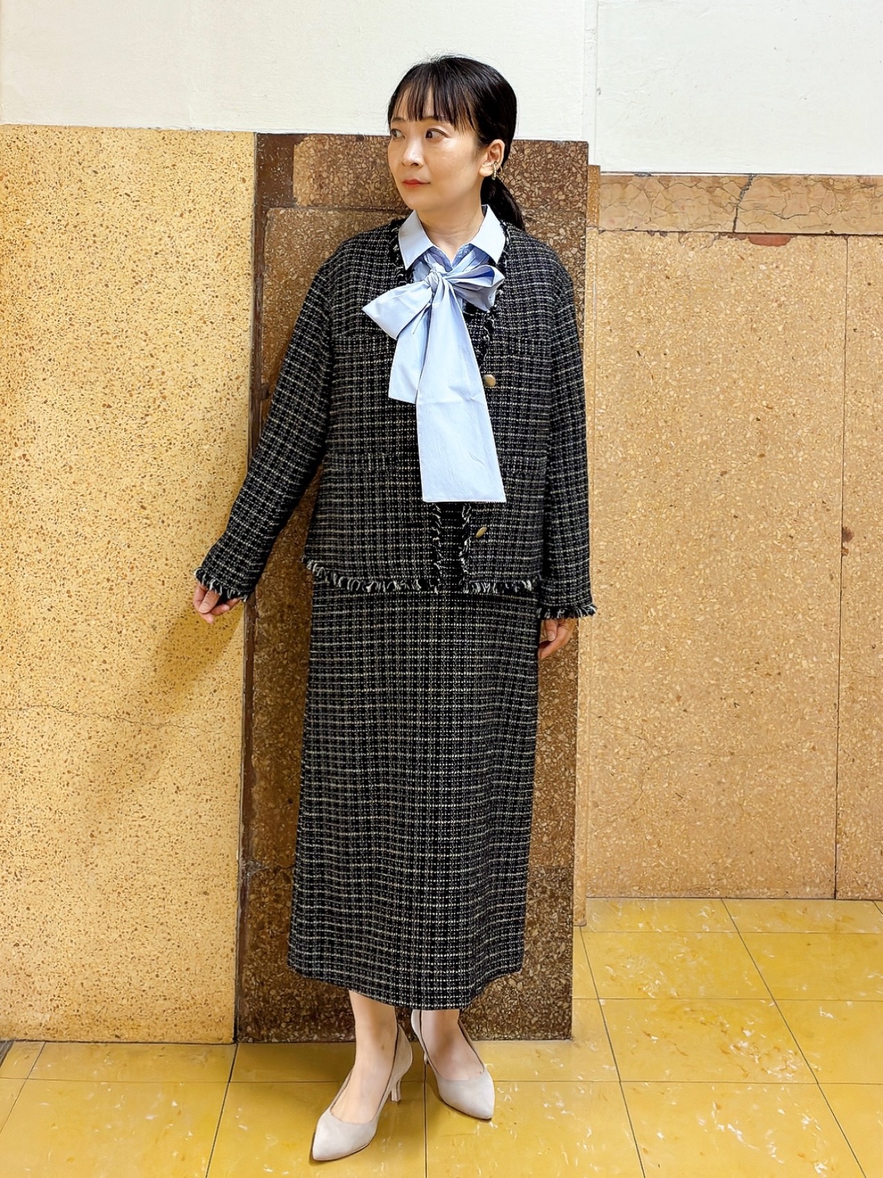 hattoriさんの「INDIVI｜【華やか／着回し力◎】上品ツイードVネックジャケット」を使ったコーディネート